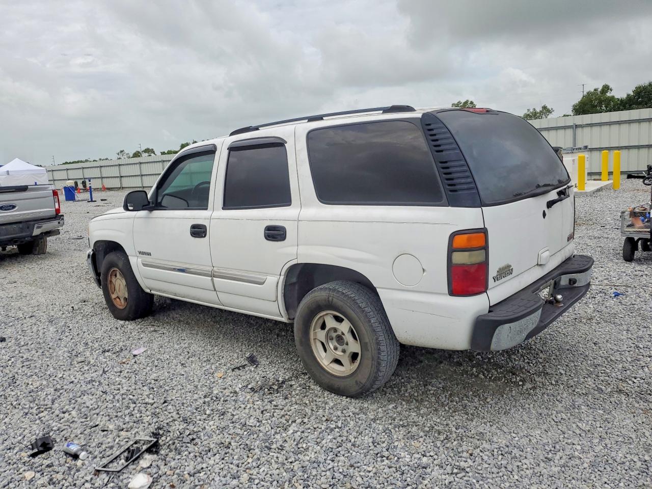 2004 Gmc Yukon White vin: 1GKEC13Z14R245781