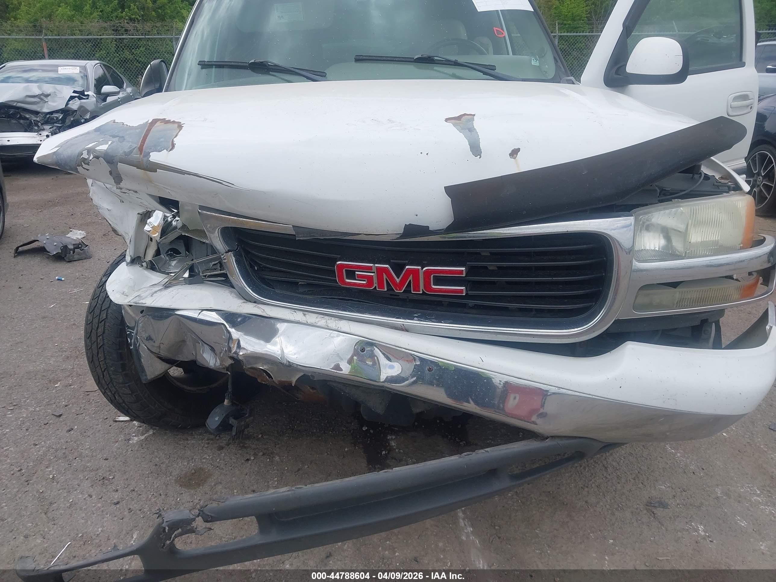 2004 Gmc Yukon Slt White vin: 1GKEC13Z14R323217