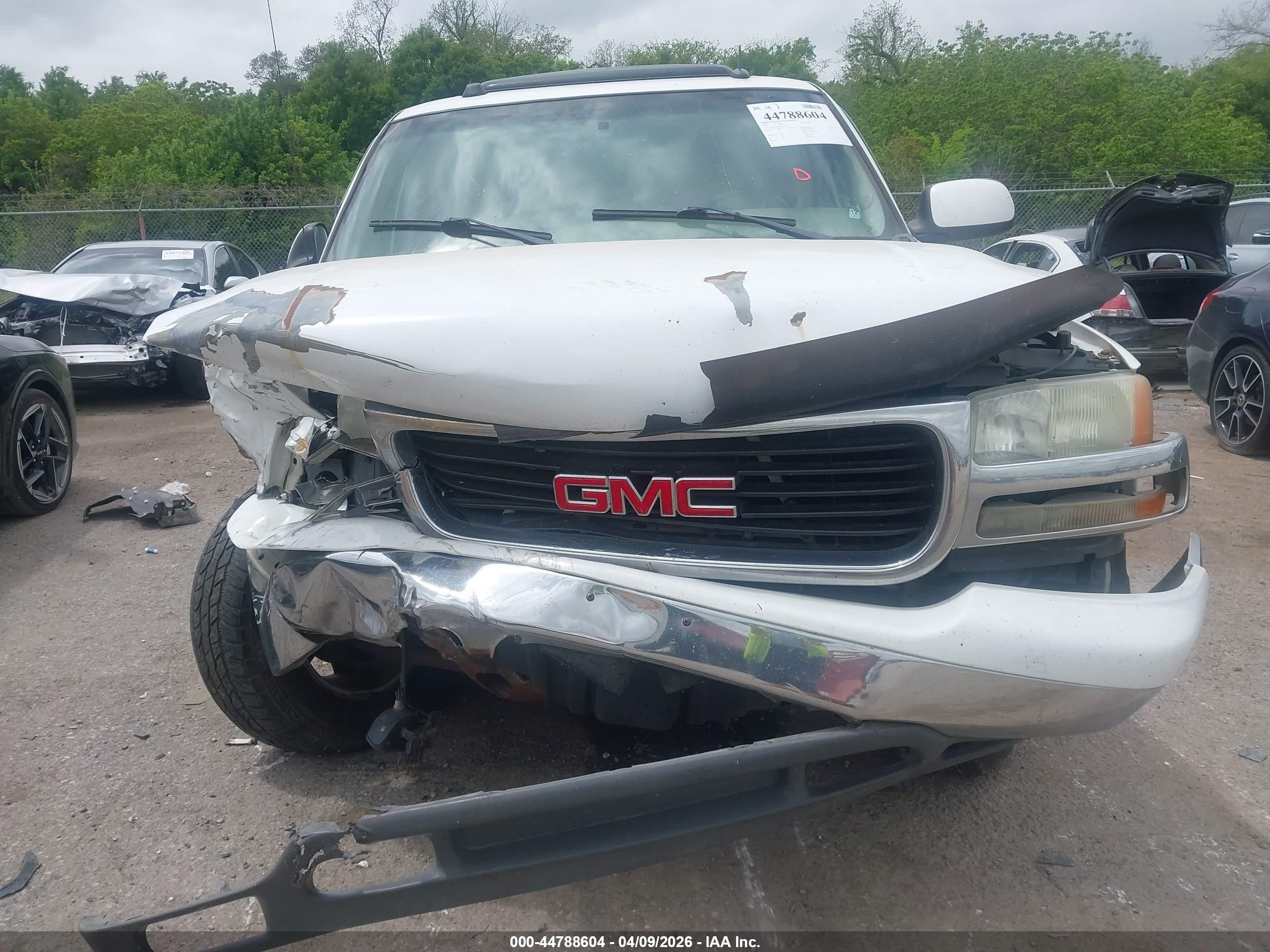 2004 Gmc Yukon Slt White vin: 1GKEC13Z14R323217