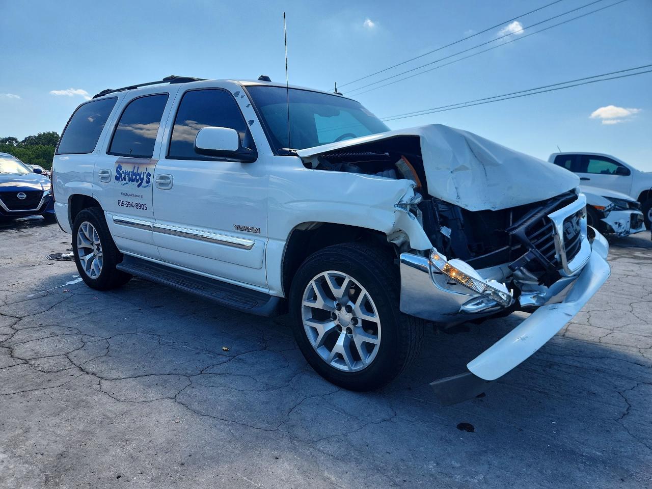 2004 Gmc Yukon White vin: 1GKEC13Z24R135158