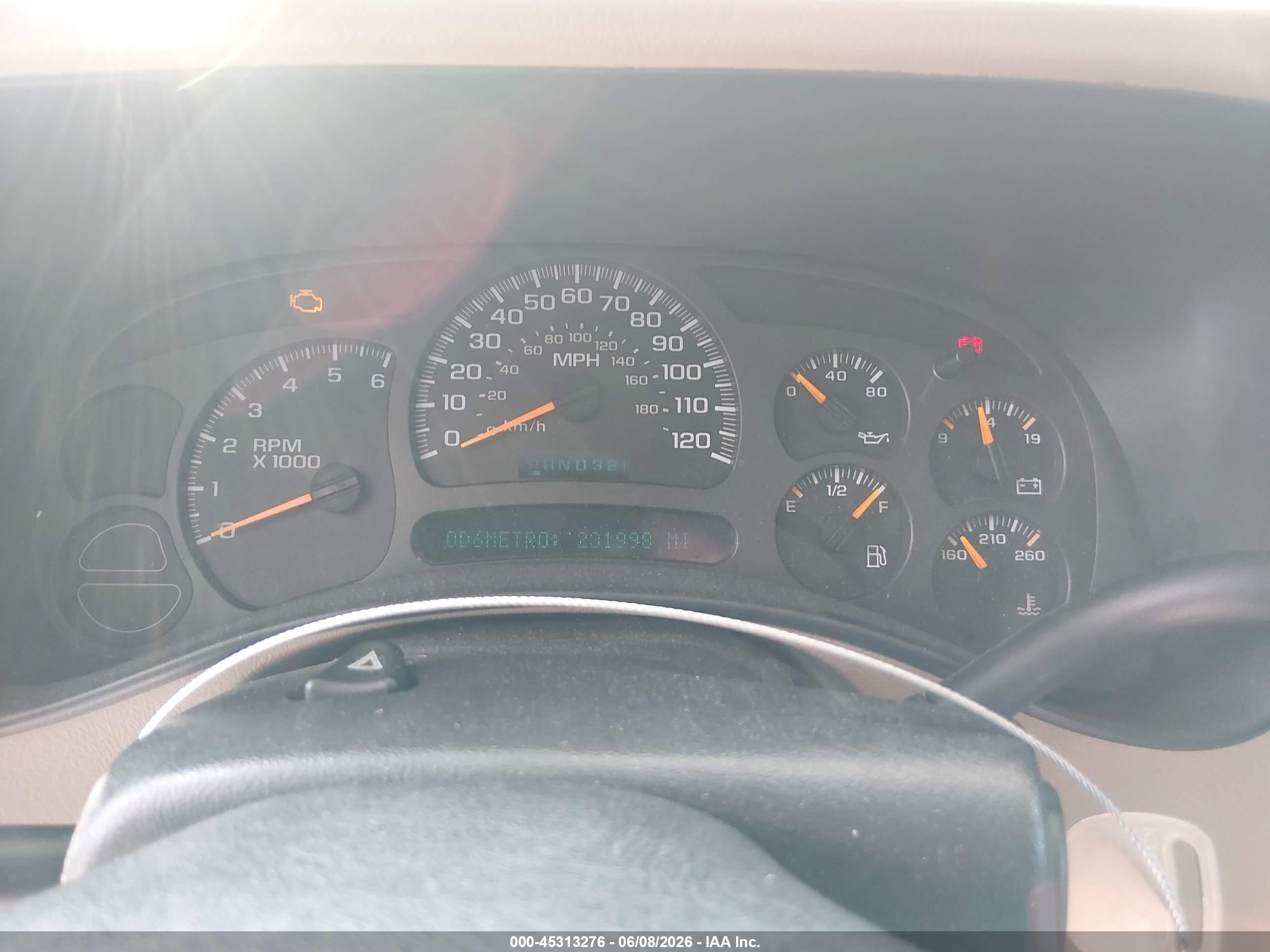 2004 Gmc Yukon Slt White vin: 1GKEC13Z24R285934