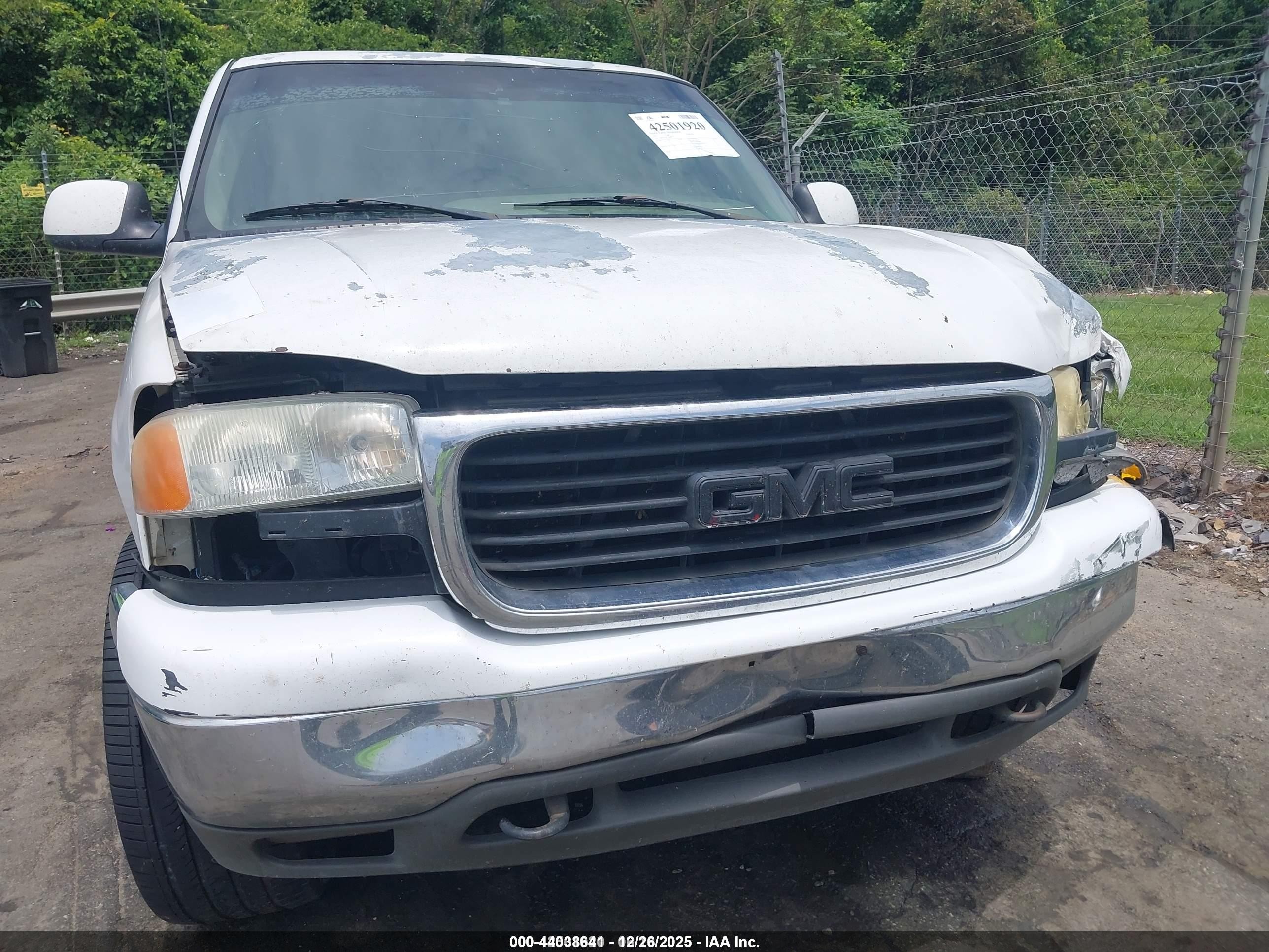 2002 Gmc Yukon Slt White vin: 1GKEC13Z32J288773