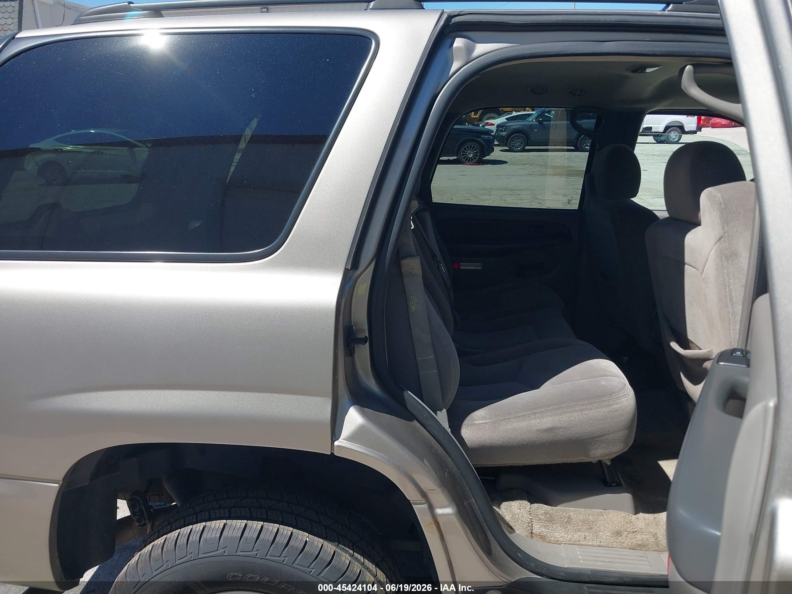 2003 Gmc Yukon Sle Tan vin: 1GKEC13Z33R187462
