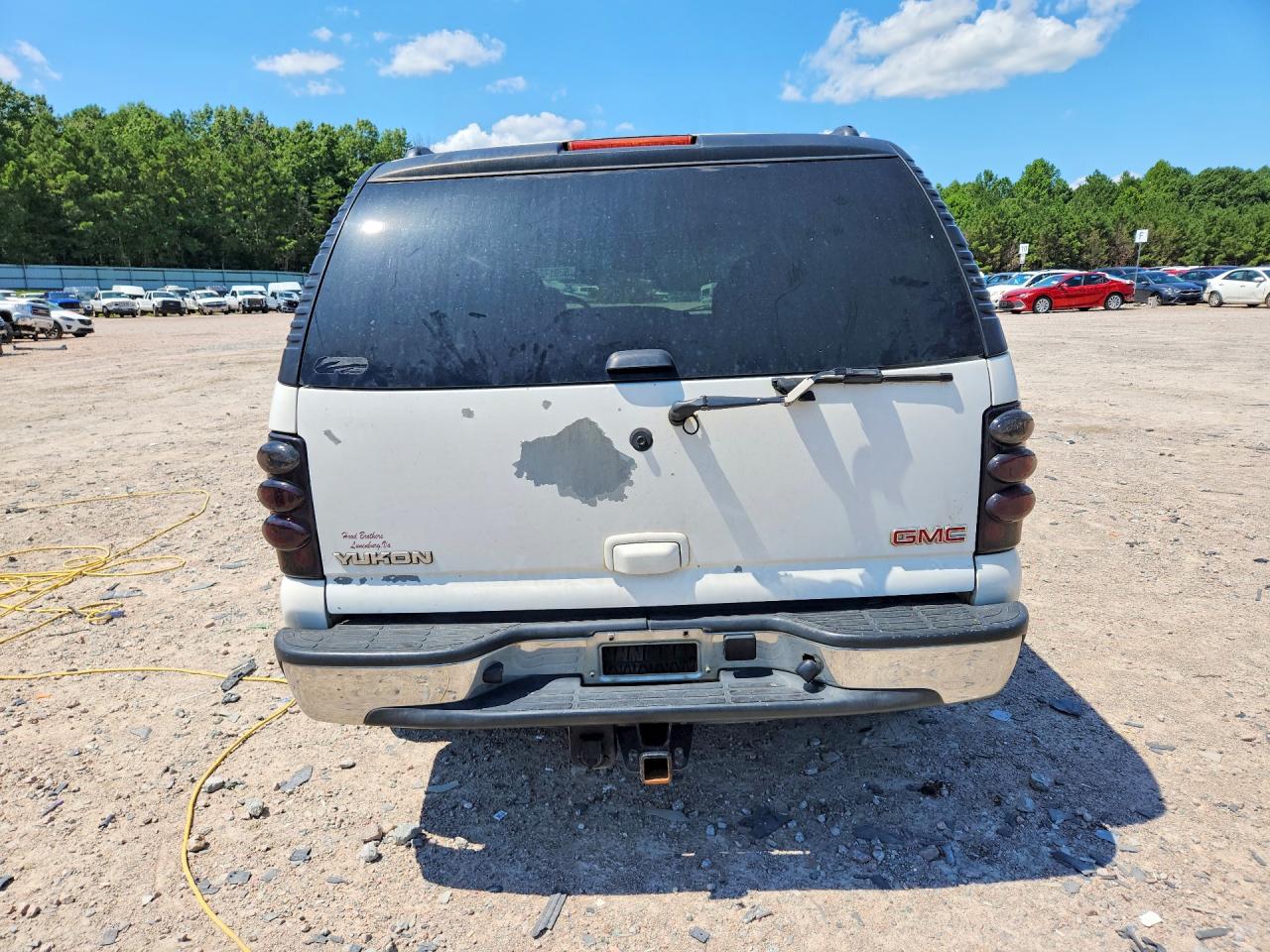 2006 Gmc Yukon White vin: 1GKEC13Z36R159102