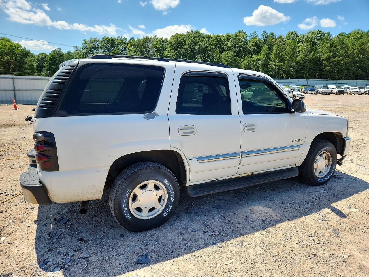 2006 Gmc Yukon White vin: 1GKEC13Z36R159102