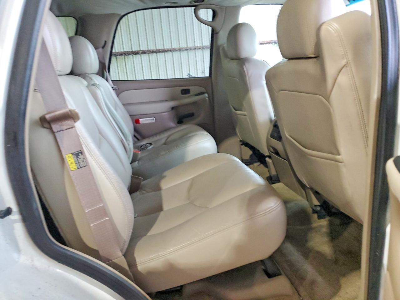2003 Gmc Yukon White vin: 1GKEC13Z43J337478