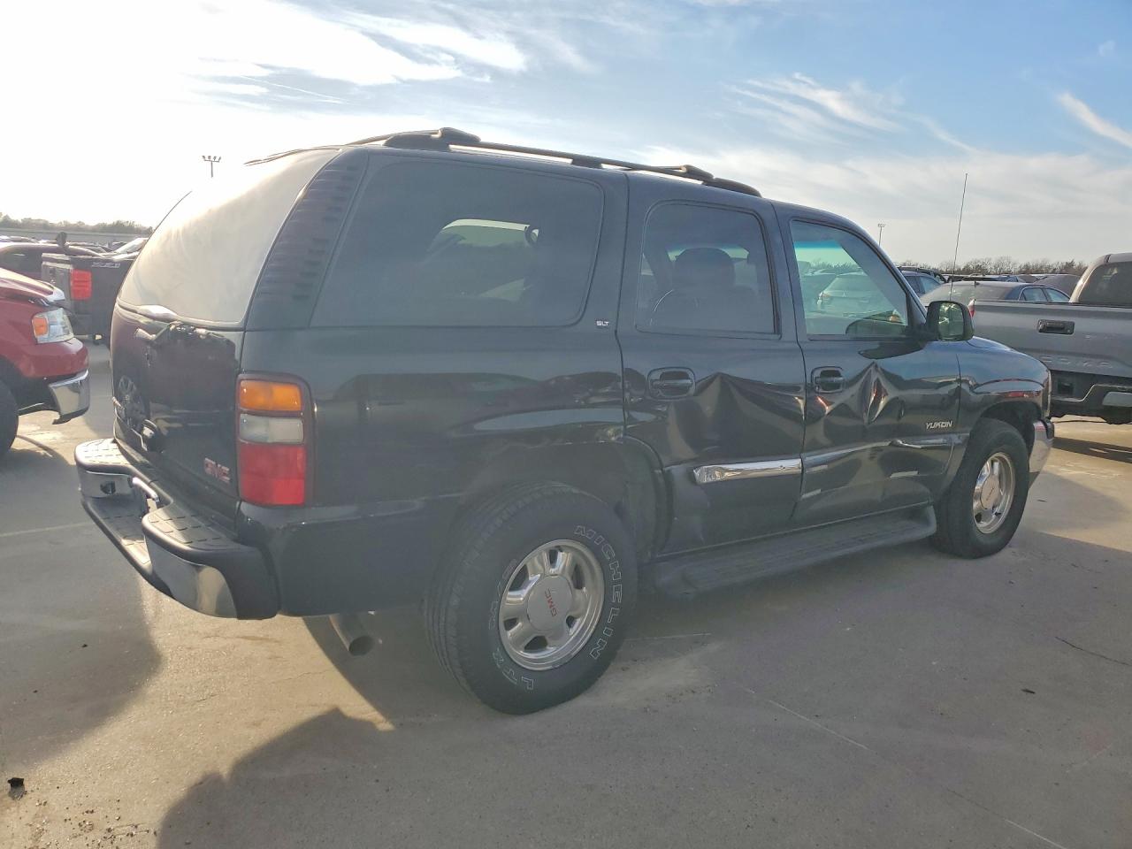 2002 Gmc Yukon Черный vin: 1GKEC13Z52R270681