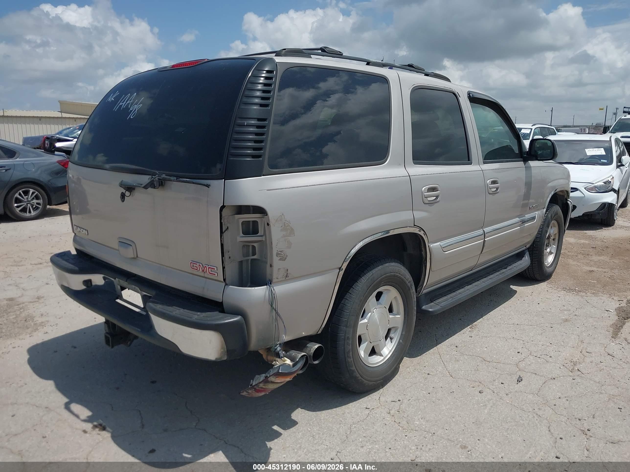 2004 Gmc Yukon Slt Gray vin: 1GKEC13Z54J249993