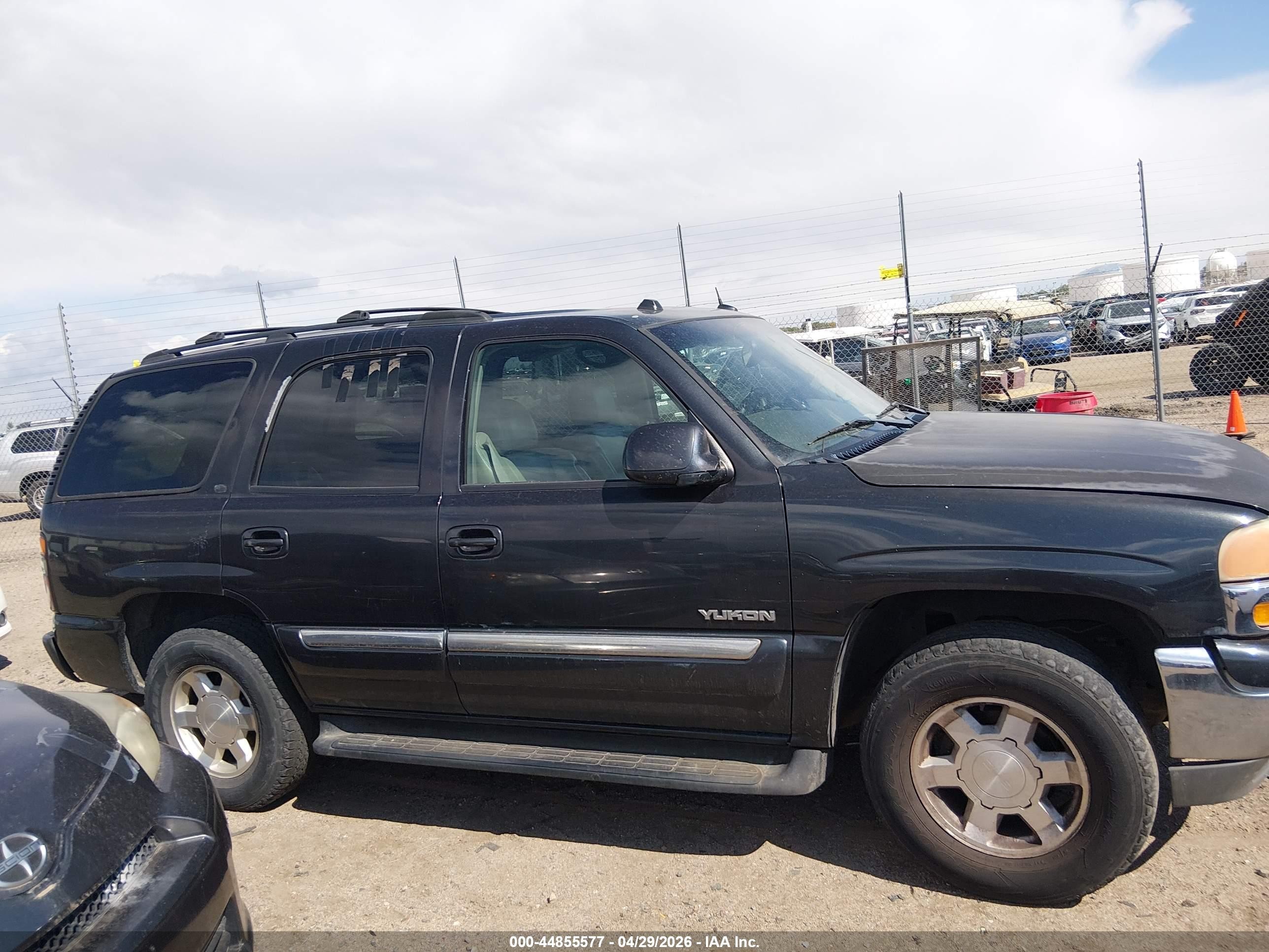2004 Gmc Yukon Slt Black vin: 1GKEC13Z64R271101