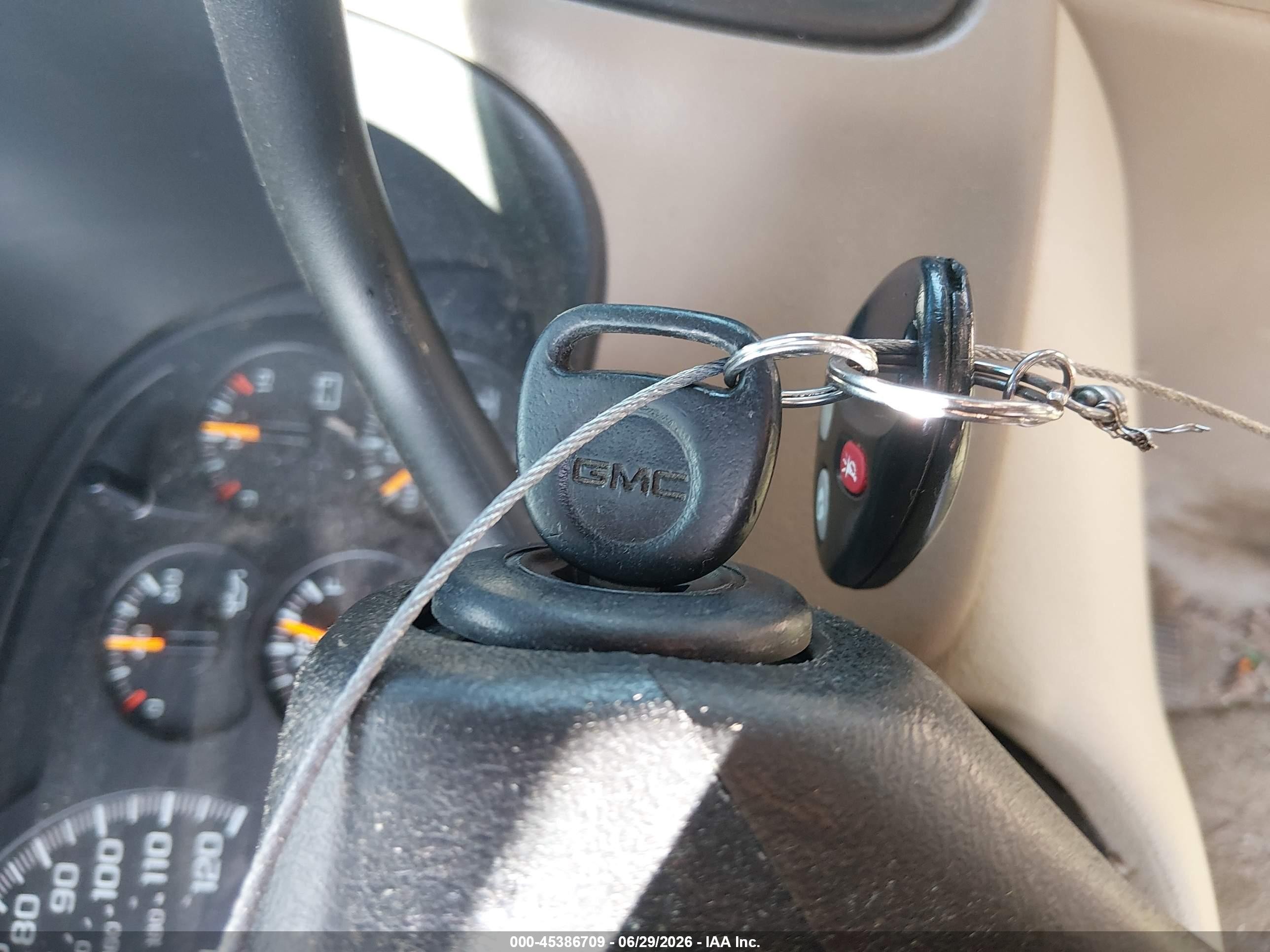 2006 Gmc Yukon Slt Черный vin: 1GKEC13Z76R135109