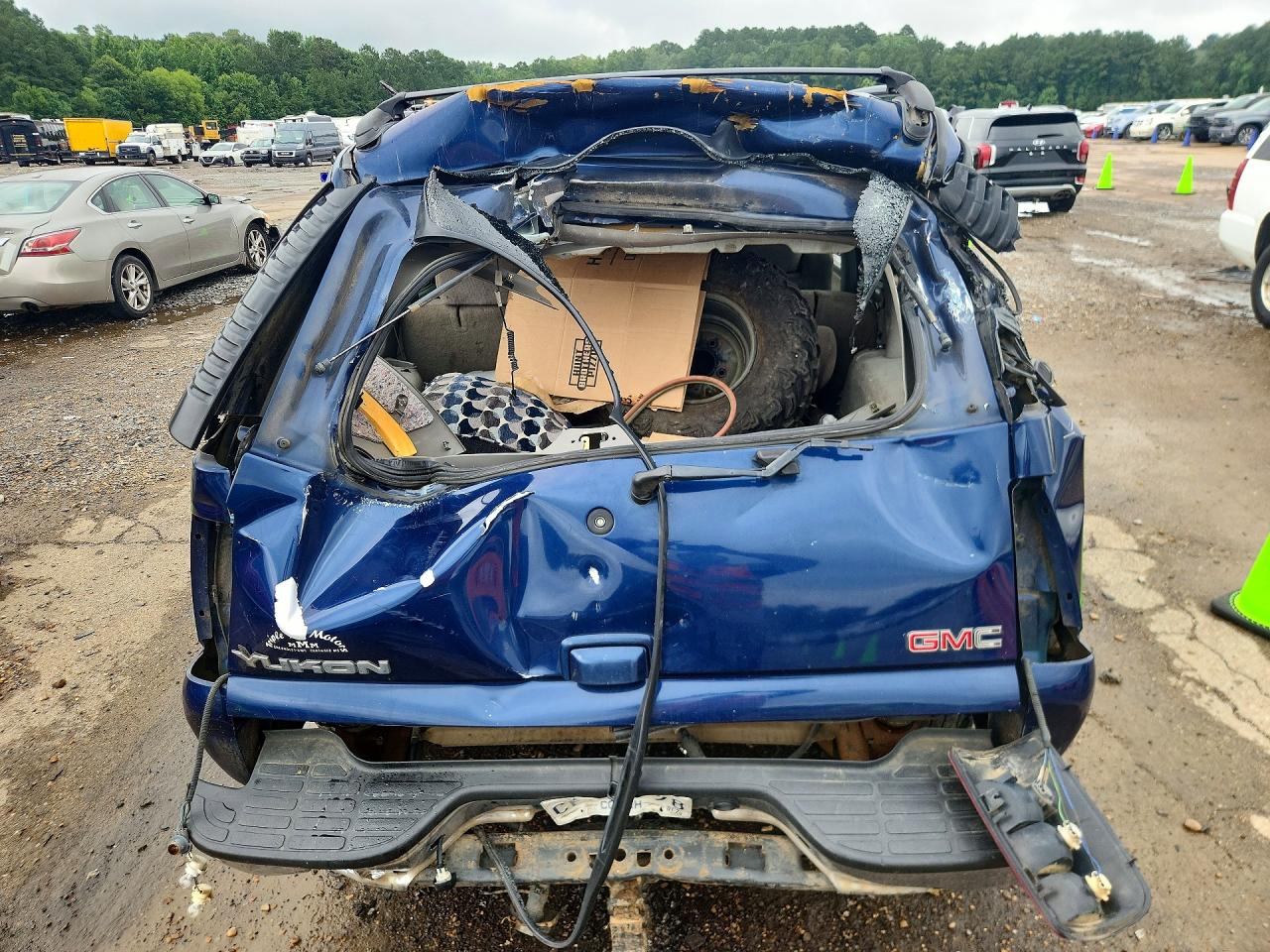 2002 Gmc Yukon Blue vin: 1GKEC13Z92R196410
