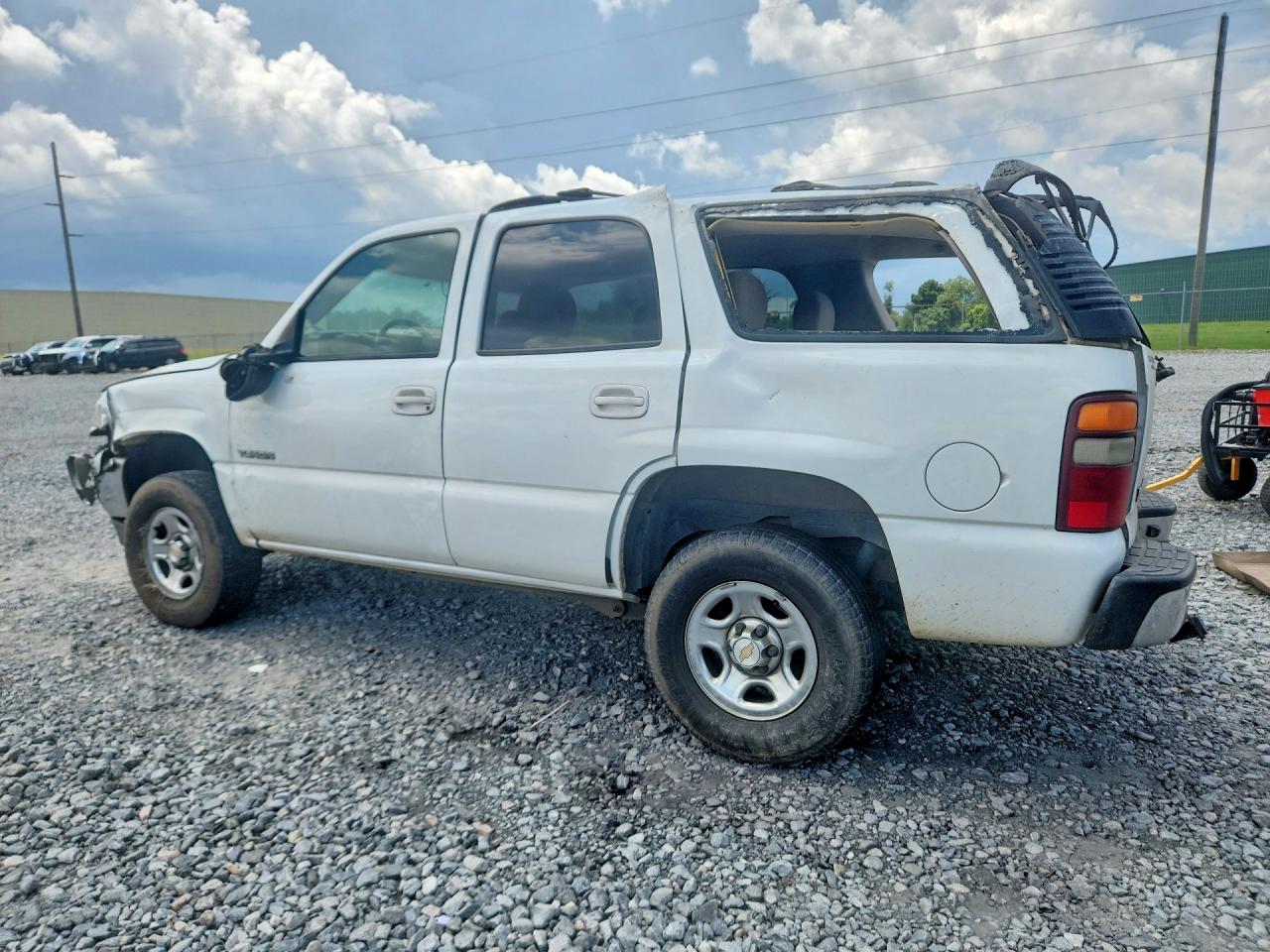 2002 Gmc Yukon White vin: 1GKEC13Z92R245864