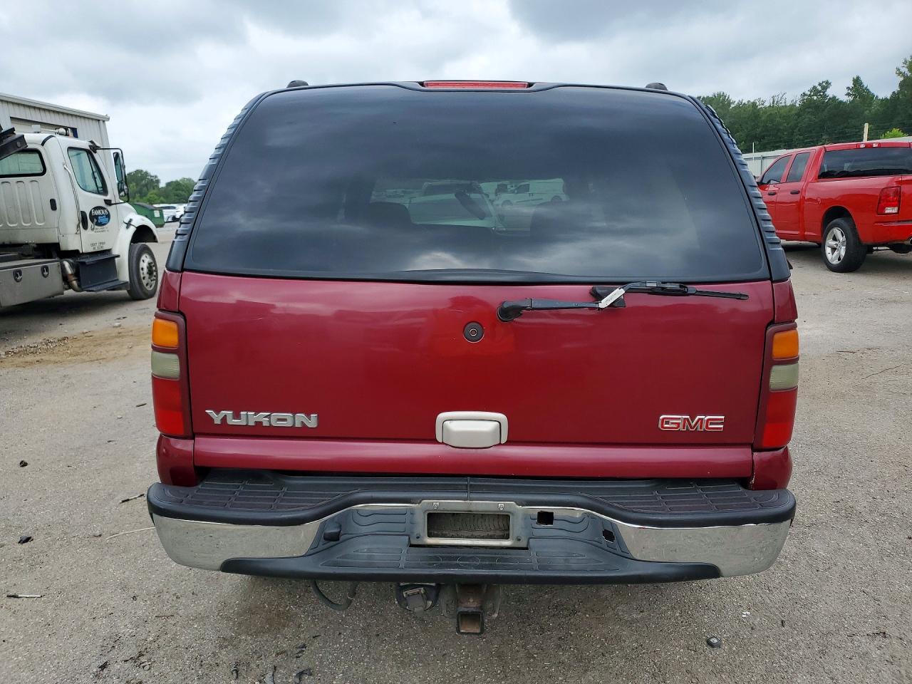 2004 Gmc Yukon Burgundy vin: 1GKEC13Z94J219492