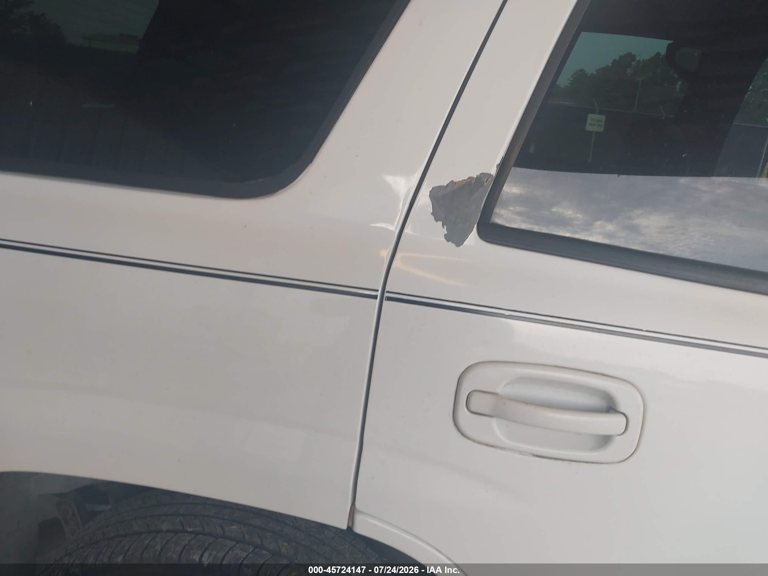 2004 Gmc Yukon Sle White vin: 1GKEC13Z94R312322