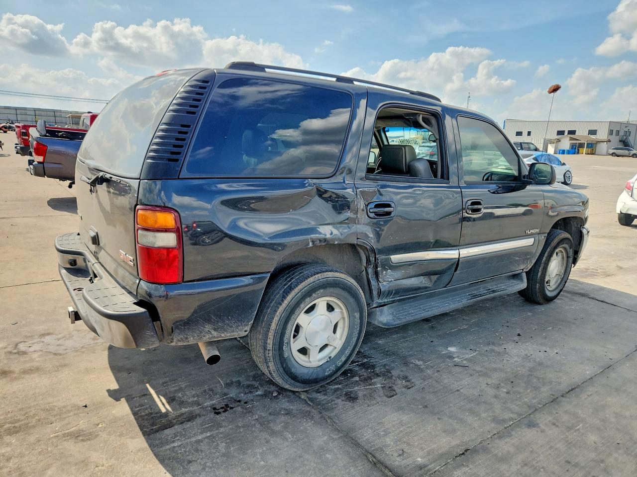 2003 Gmc Yukon Black vin: 1GKEC13ZX3J337291