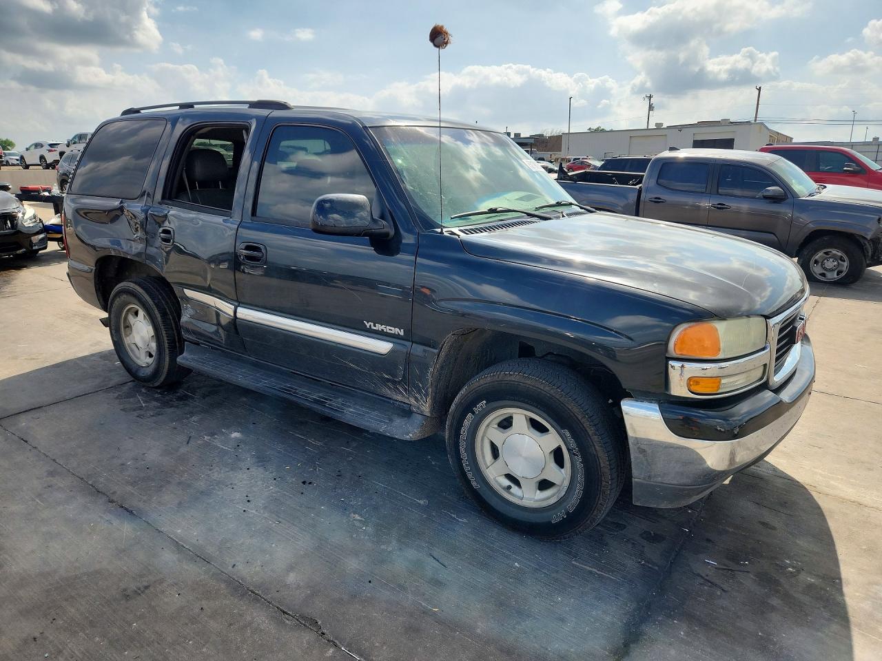 2003 Gmc Yukon Black vin: 1GKEC13ZX3J337291