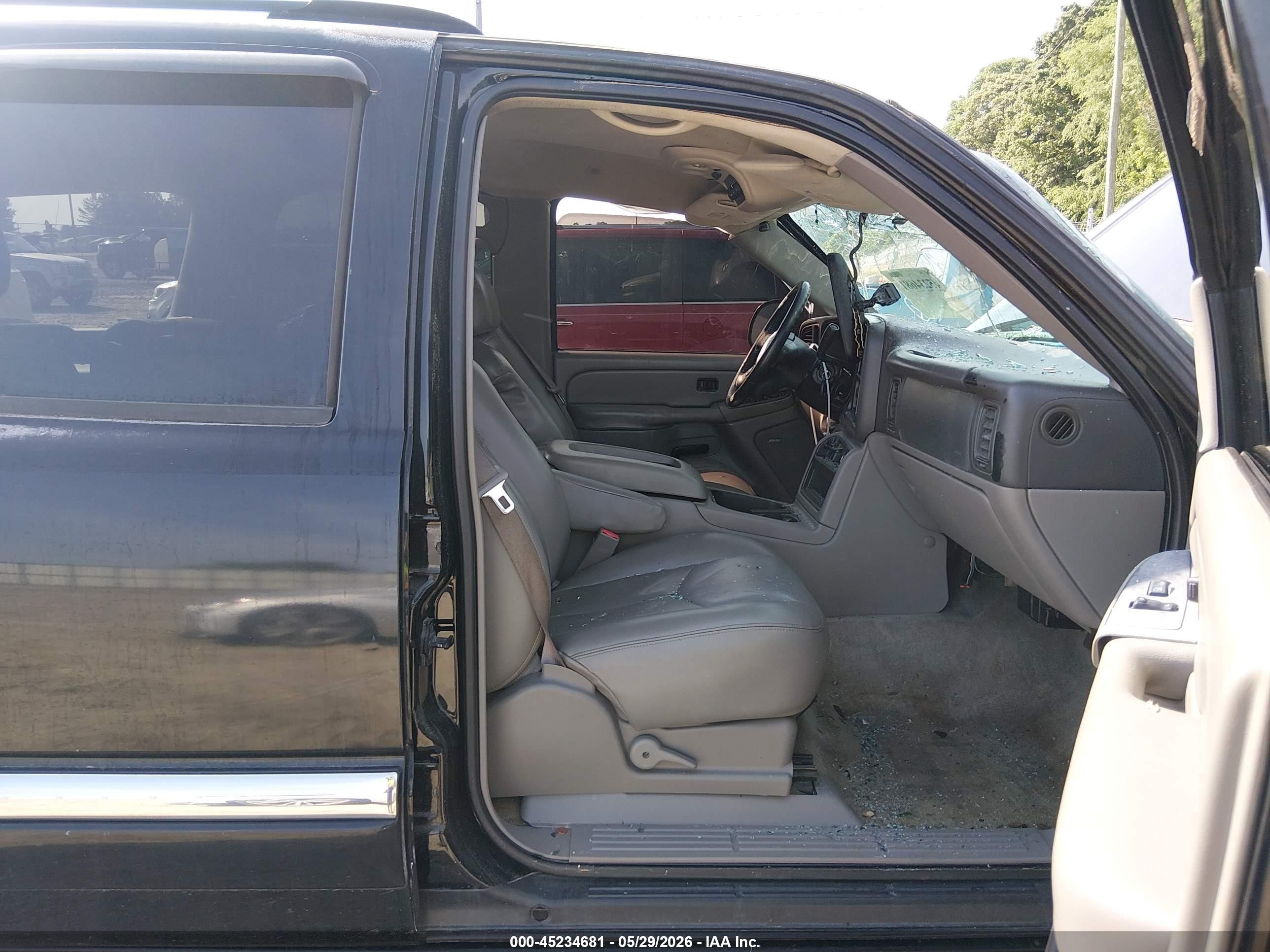 2004 Gmc Yukon Slt Black vin: 1GKEC13ZX4J134094