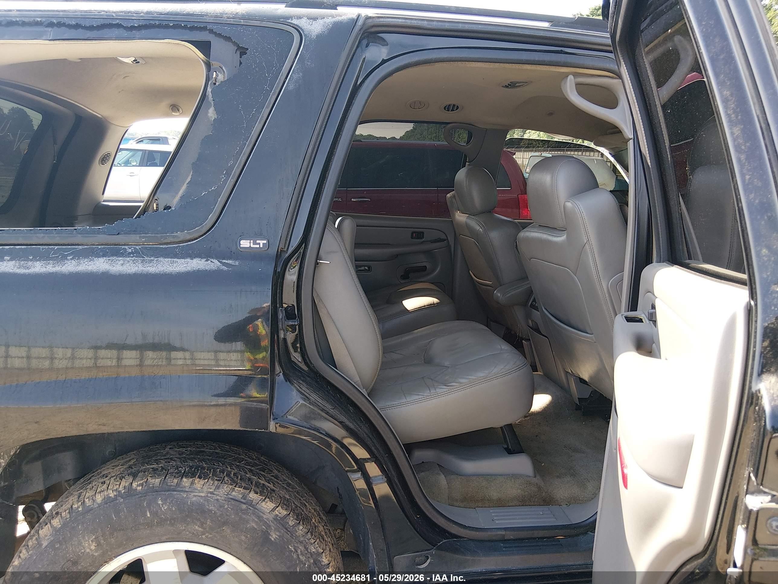 2004 Gmc Yukon Slt Black vin: 1GKEC13ZX4J134094