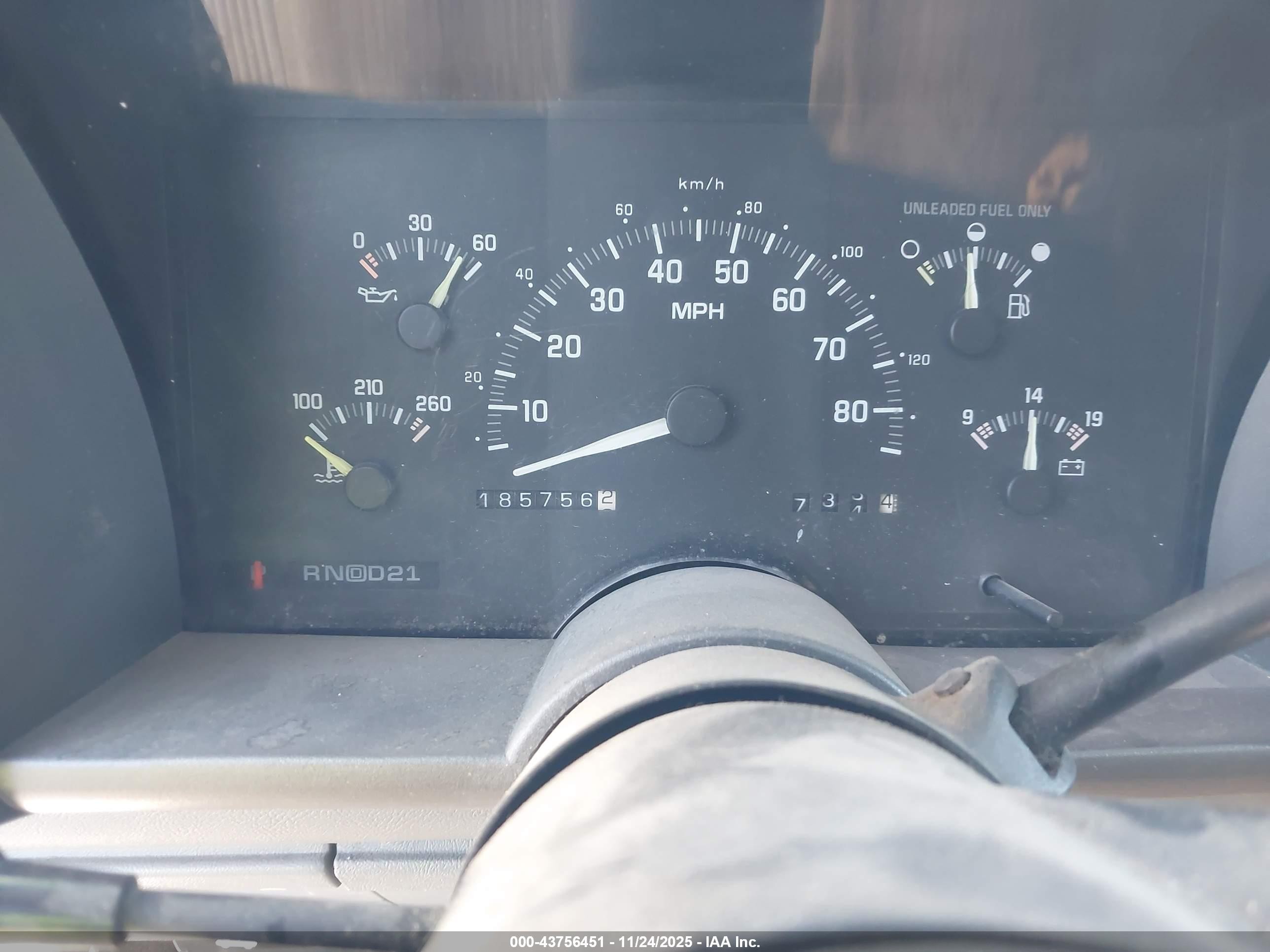 1993 Gmc Suburban C1500 Gray vin: 1GKEC16K5PJ705896