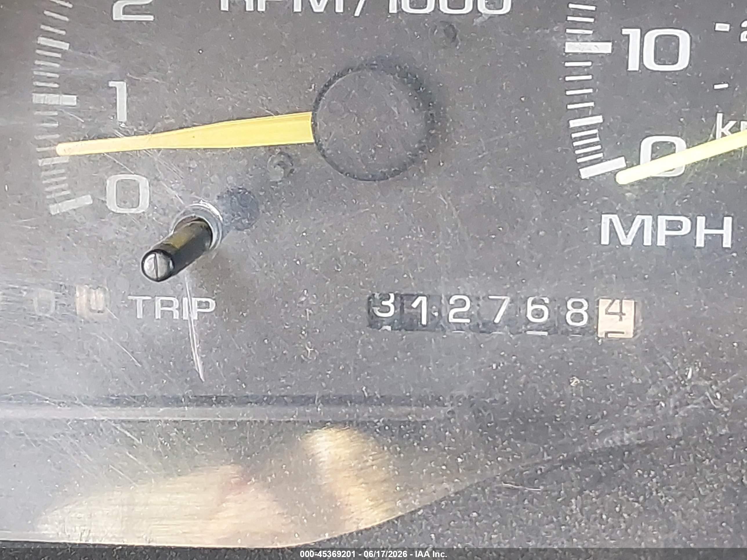 1999 Gmc Suburban Slt Gm Buypower Blue vin: 1GKEC16R0XJ739032