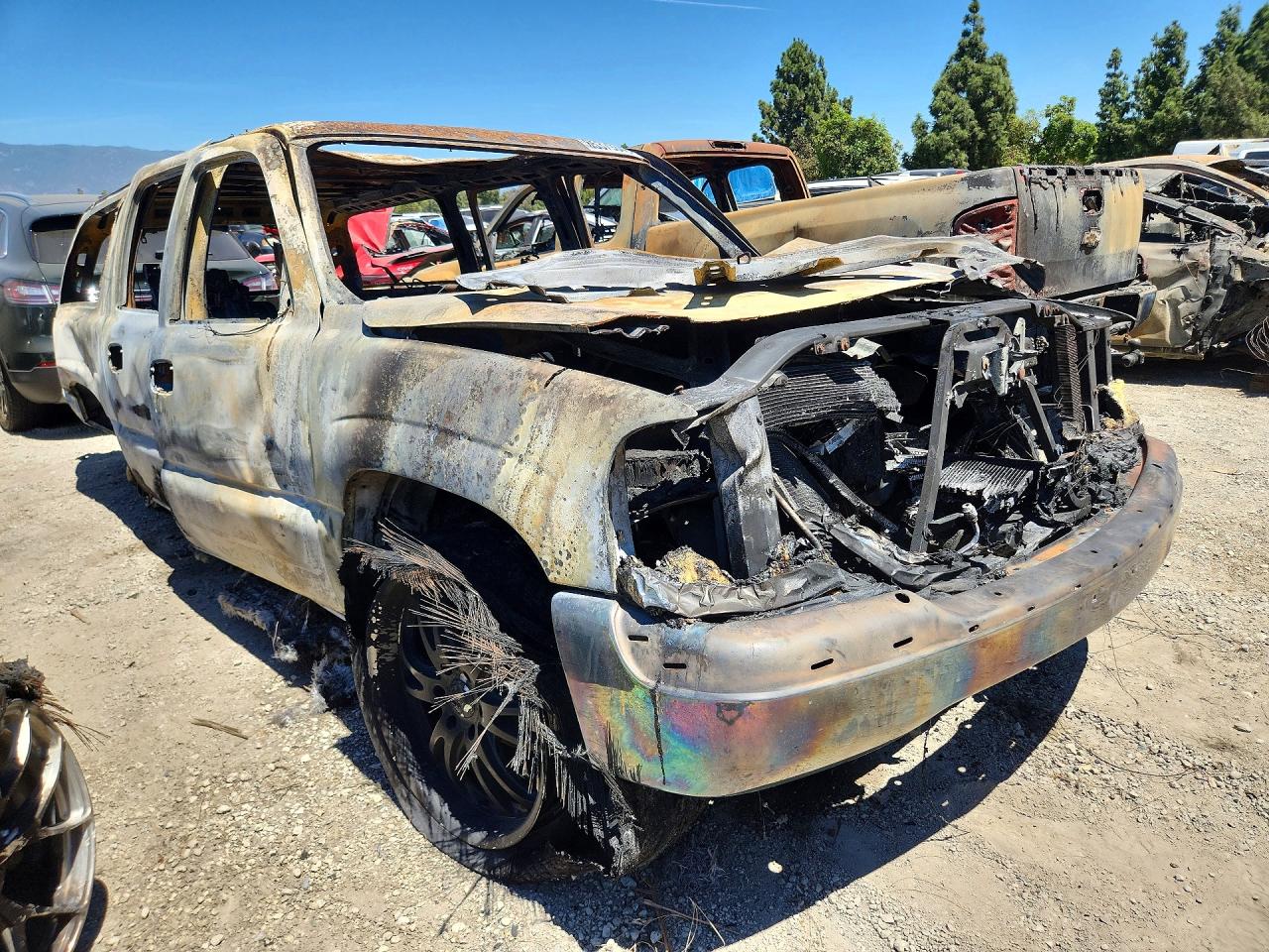 2003 Gmc Yukon Xl C1500 Burn vin: 1GKEC16T83J244213