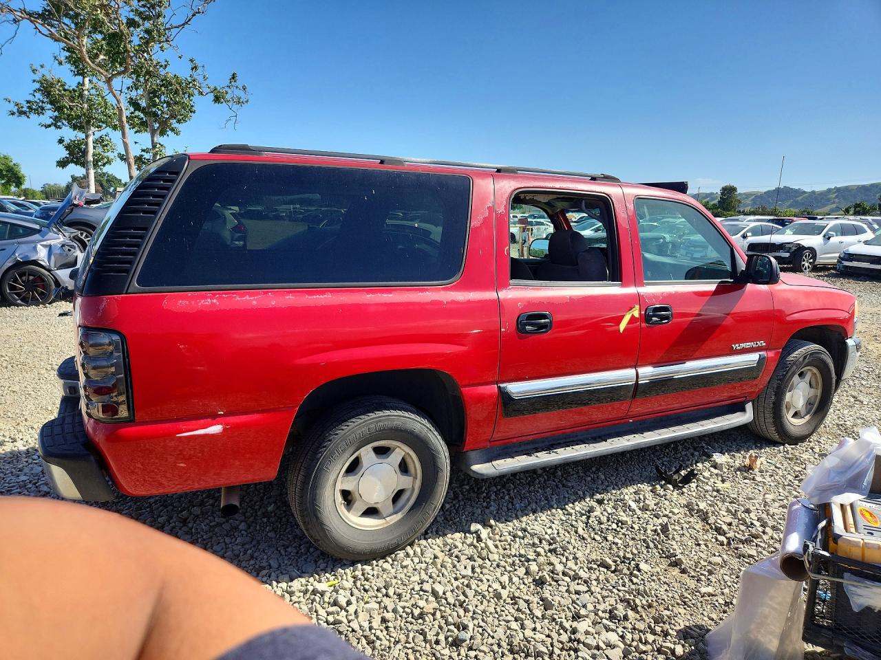 2004 Gmc Yukon Xl C1500 Red vin: 1GKEC16Z34J239622