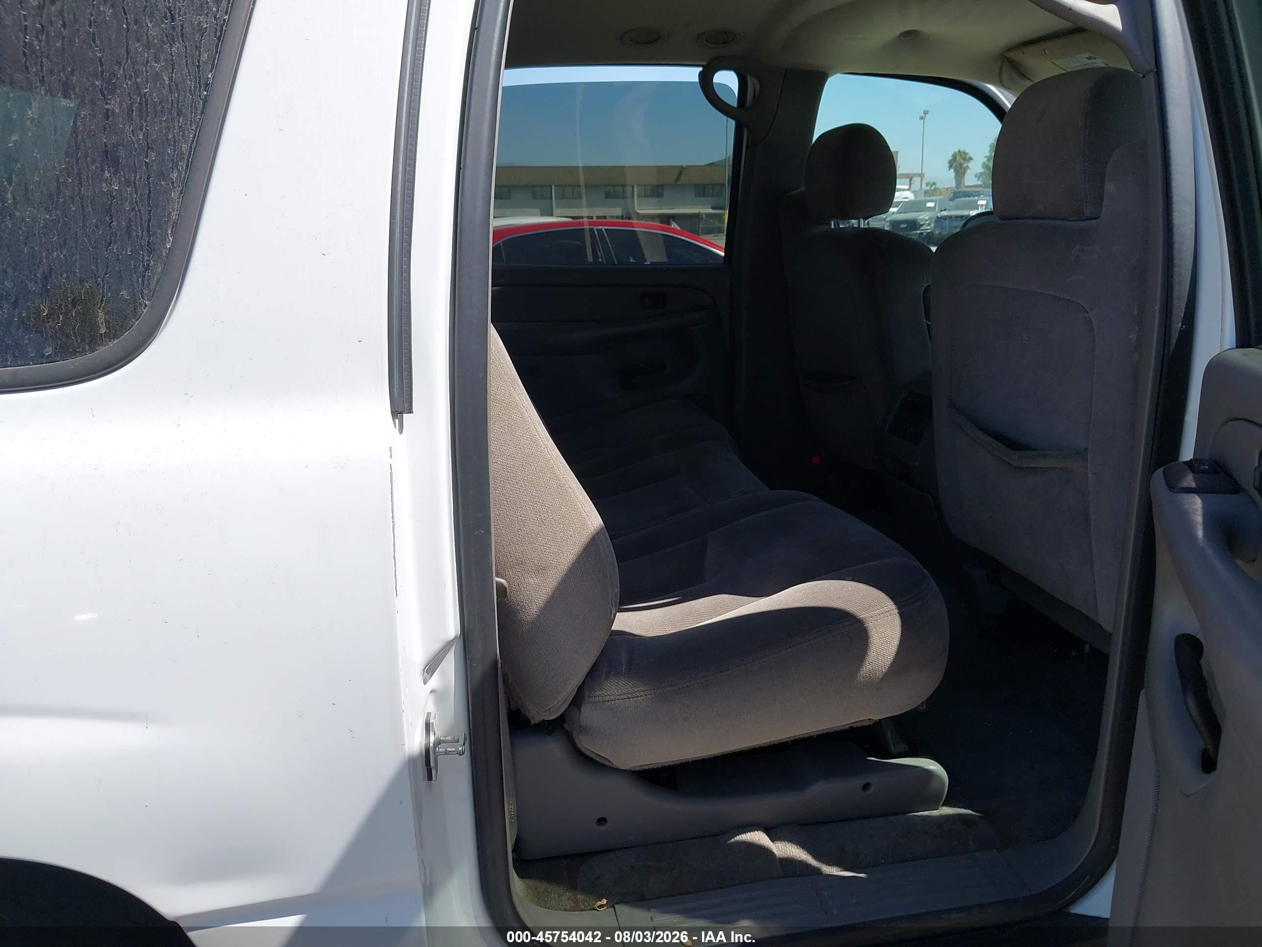 2005 Gmc Yukon Xl 1500 Sle White vin: 1GKEC16Z75J109215