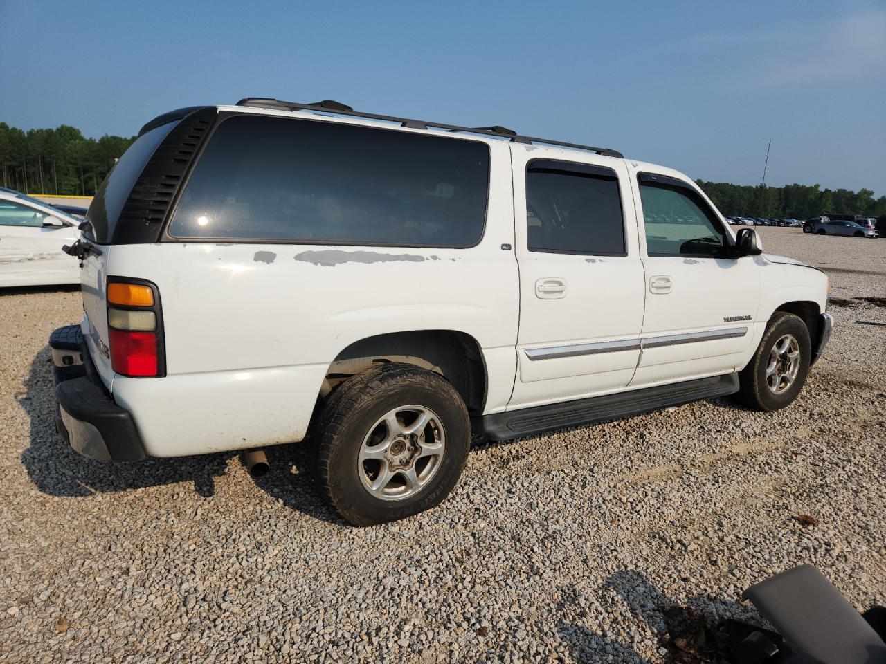 2006 Gmc Yukon Xl C1500 White vin: 1GKEC16Z86J142189