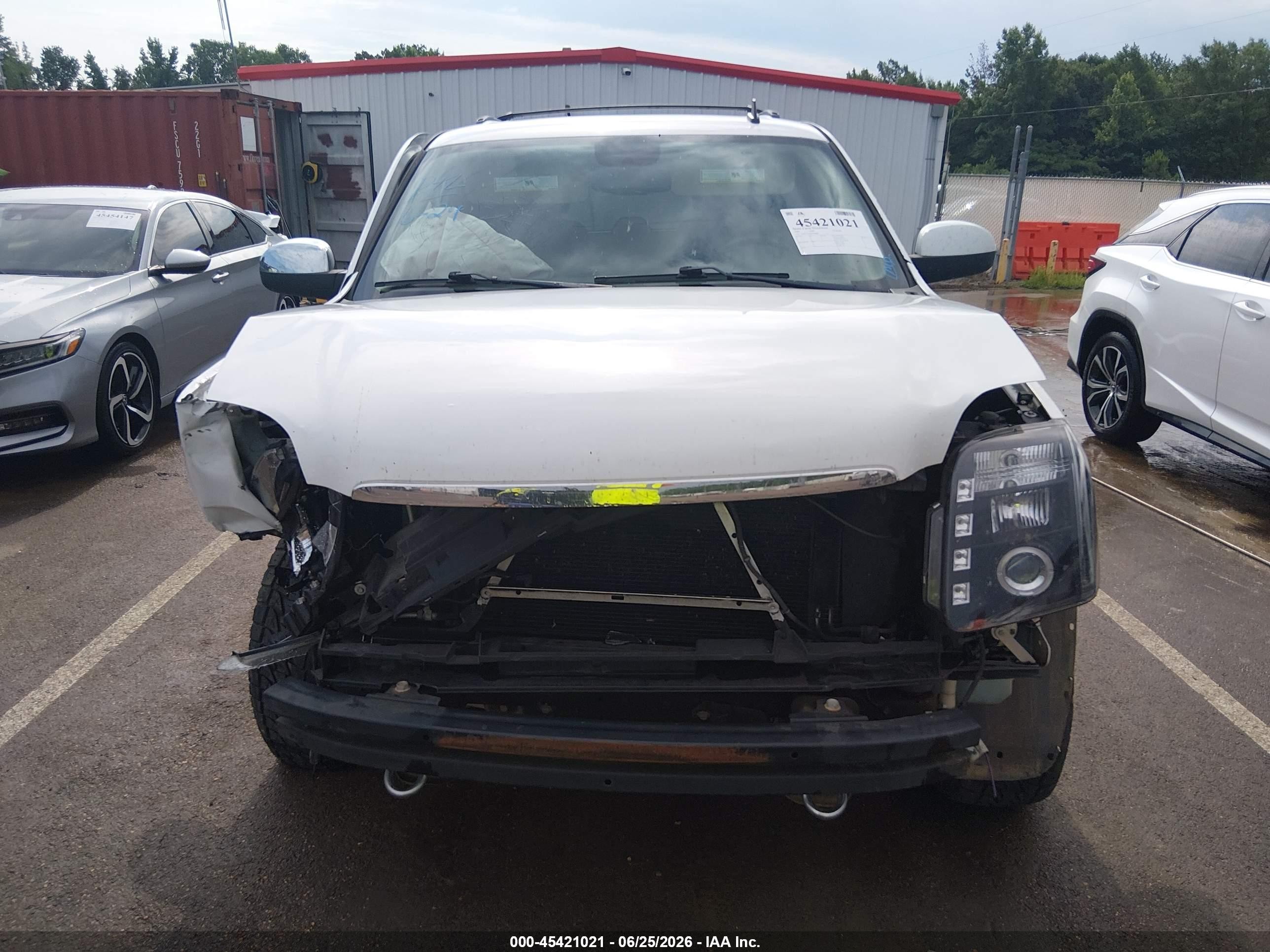 2009 Gmc Yukon Slt2 Белый vin: 1GKEC33309R206646