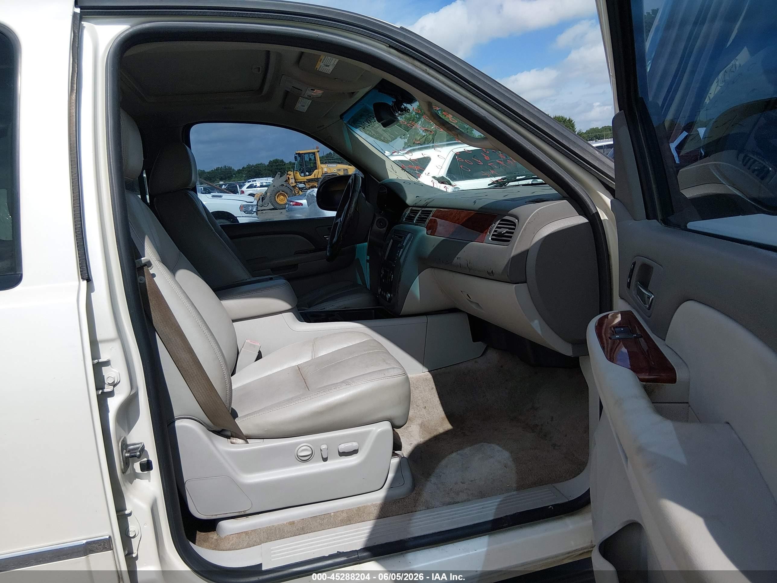 2009 Gmc Yukon Slt2 Белый vin: 1GKEC33369R224813