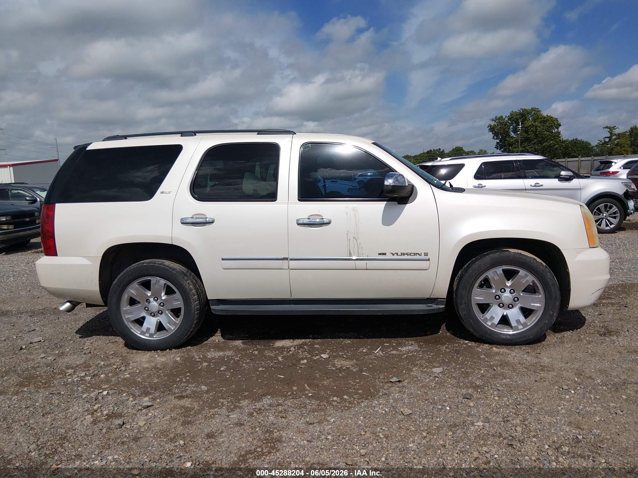 2009 Gmc Yukon Slt2 Белый vin: 1GKEC33369R224813