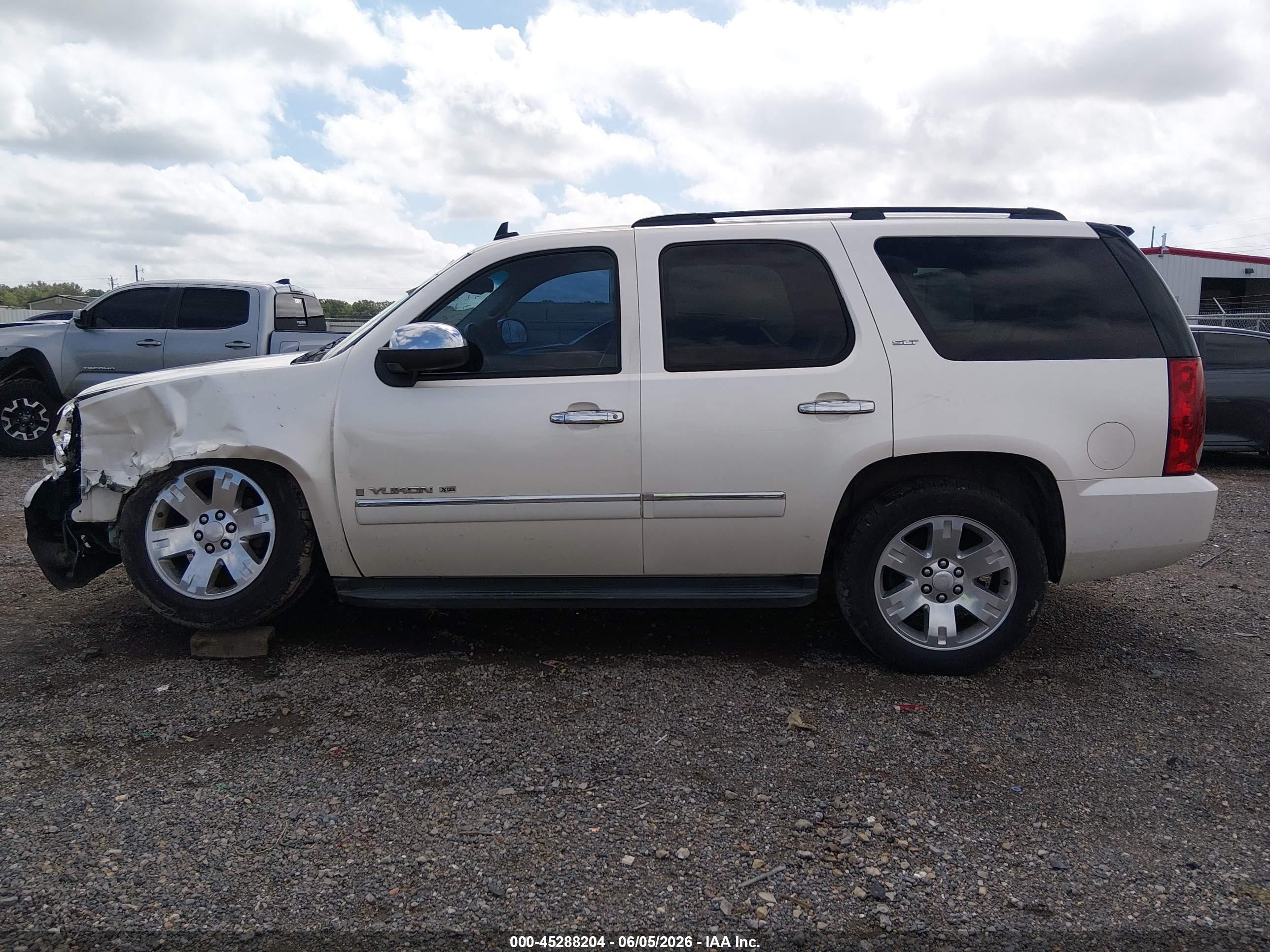 2009 Gmc Yukon Slt2 Белый vin: 1GKEC33369R224813