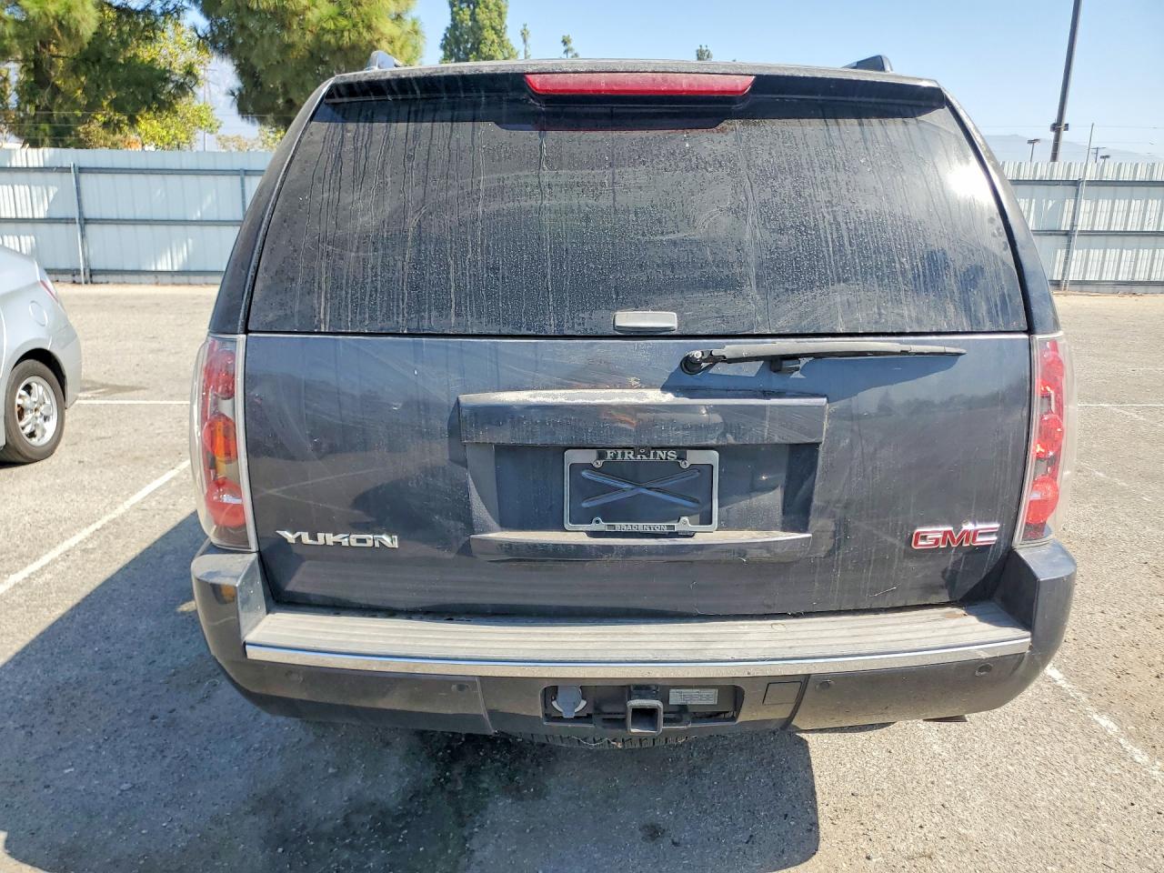 2008 Gmc Yukon Denali Blue vin: 1GKEC63848J173581
