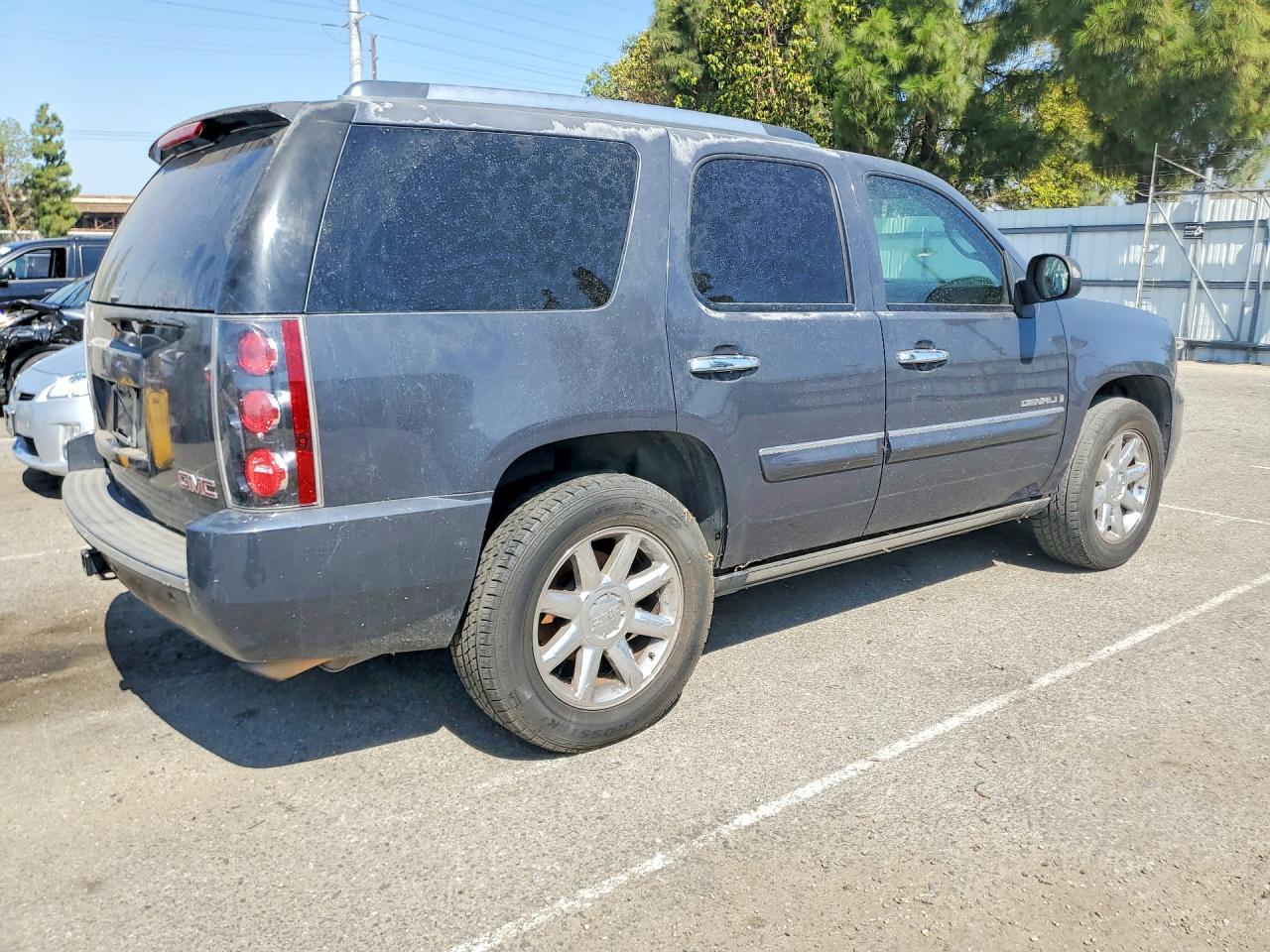 2008 Gmc Yukon Denali Blue vin: 1GKEC63848J173581