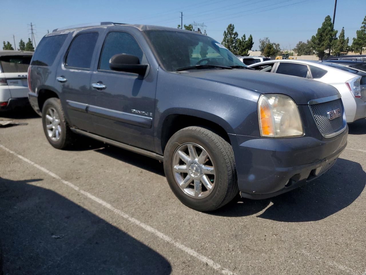 2008 Gmc Yukon Denali Blue vin: 1GKEC63848J173581