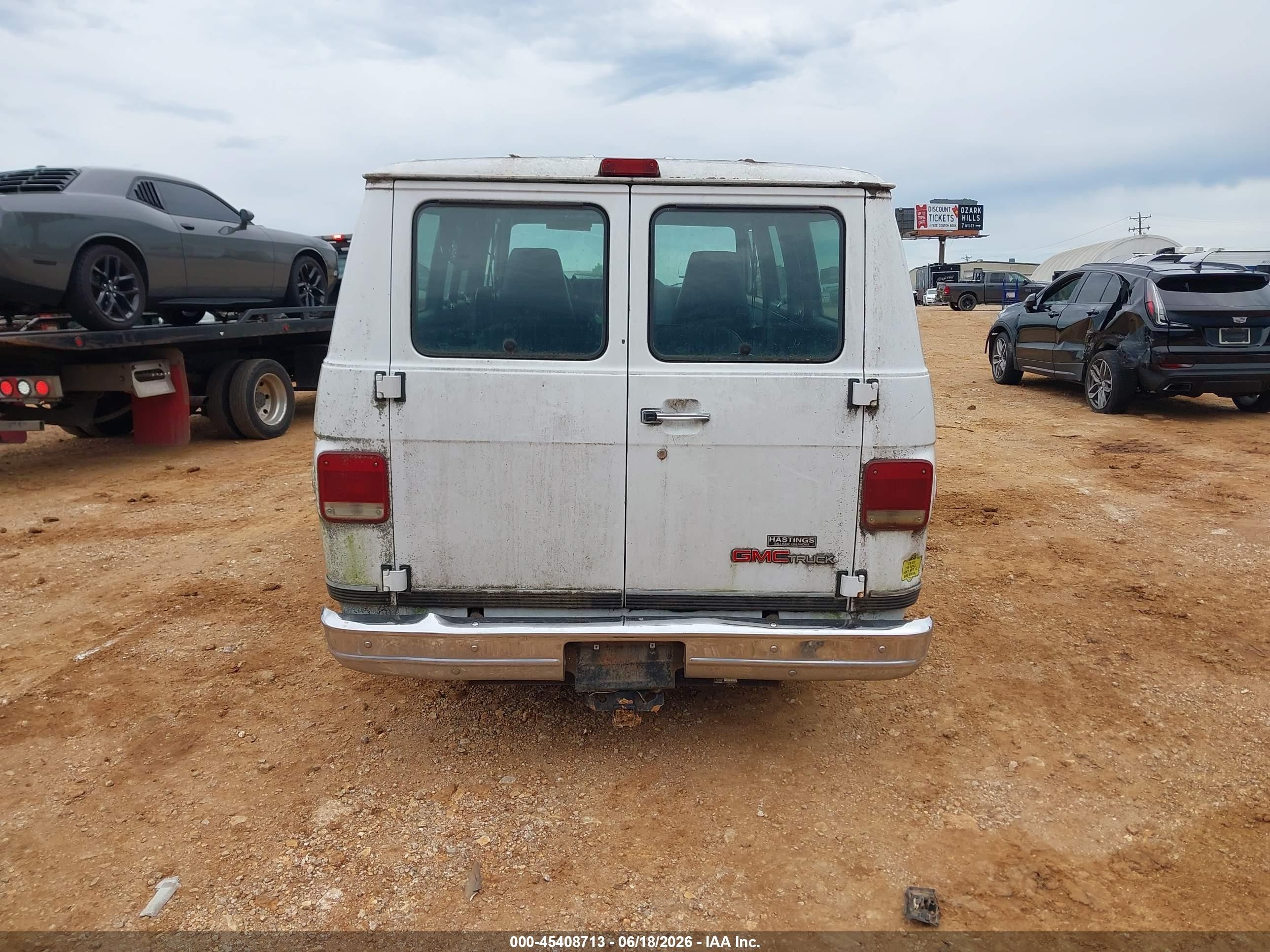 1995 Gmc Rally Wagon G2500 White vin: 1GKEG25K2SF518641