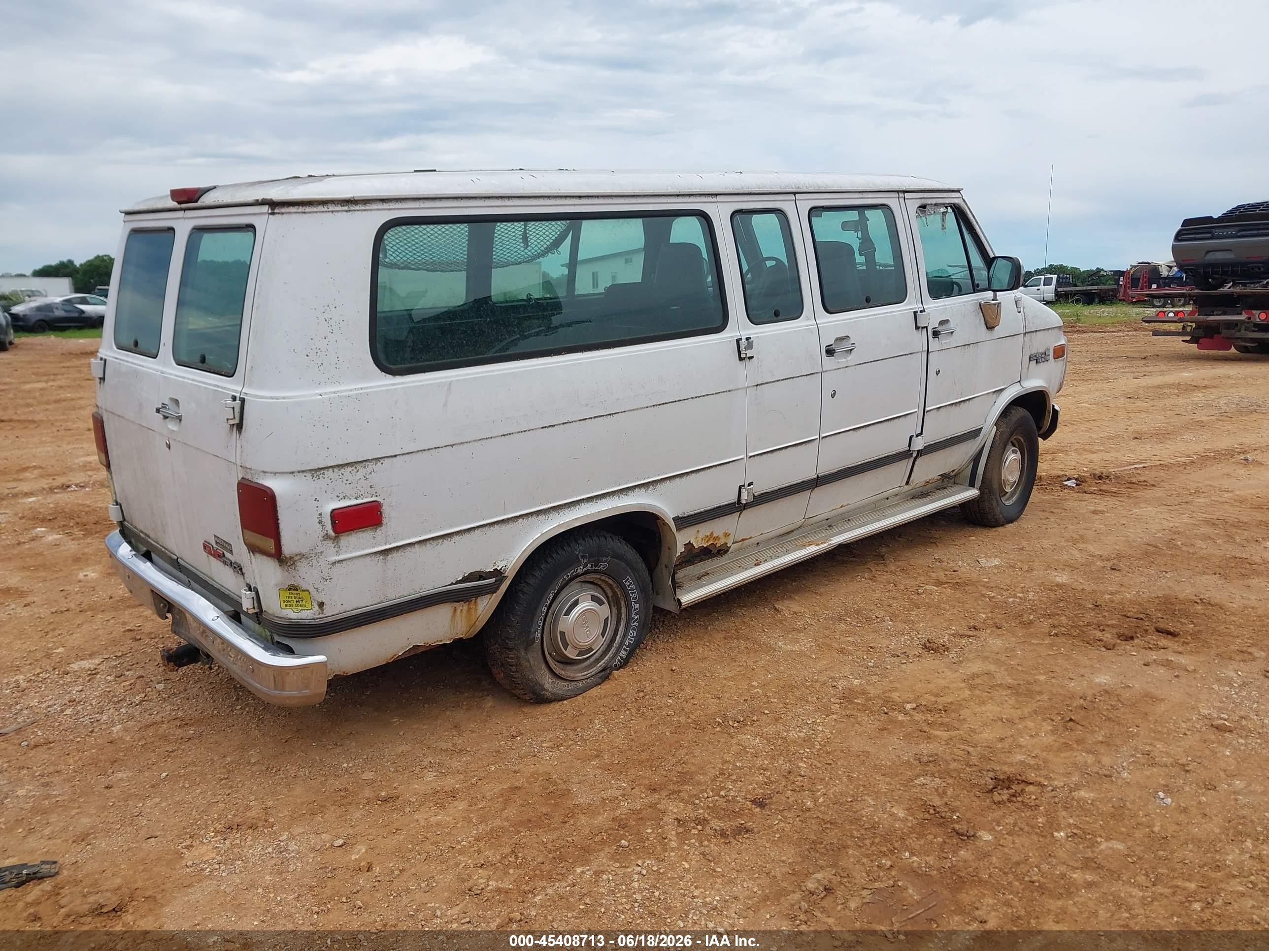 1995 Gmc Rally Wagon G2500 White vin: 1GKEG25K2SF518641