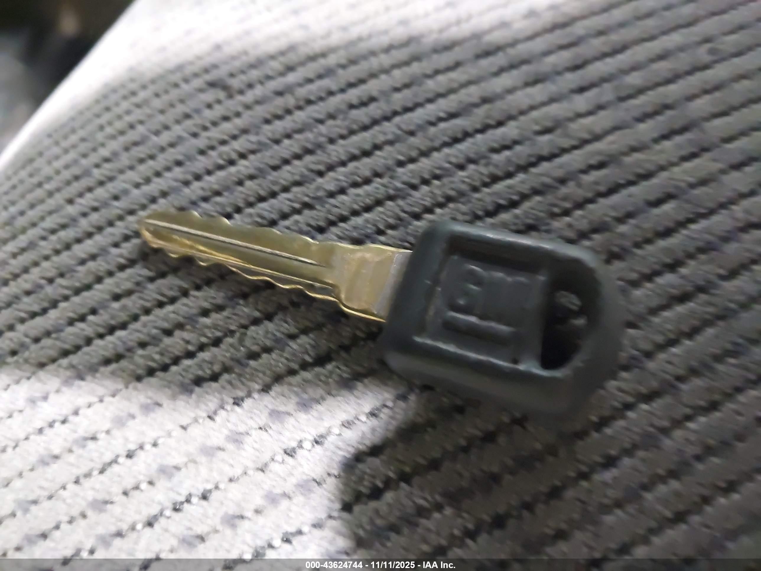 1995 Gmc Yukon   Black vin: 1GKEK13K0SJ730768