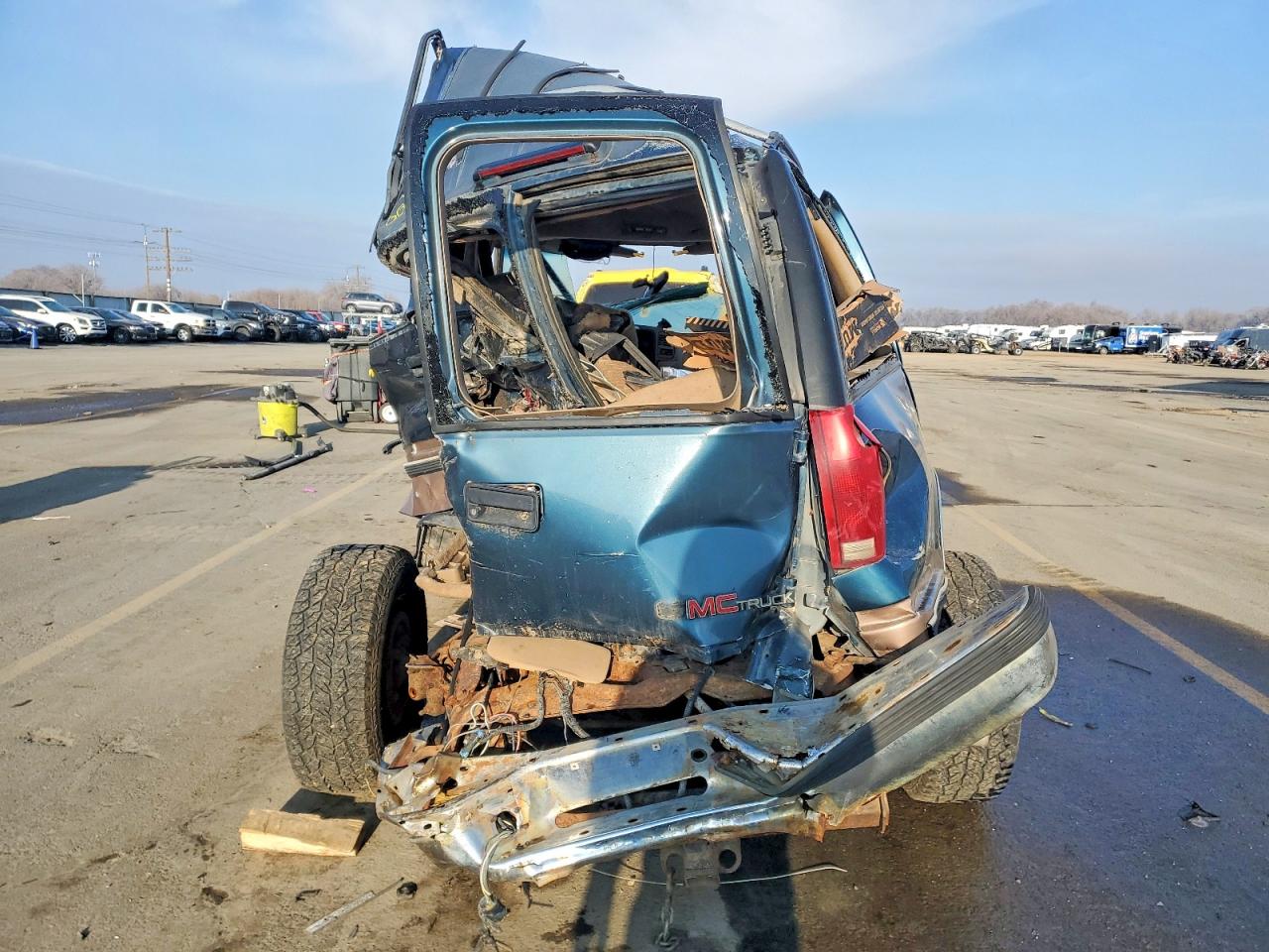 1995 Gmc Yukon Green vin: 1GKEK13K3SJ764641