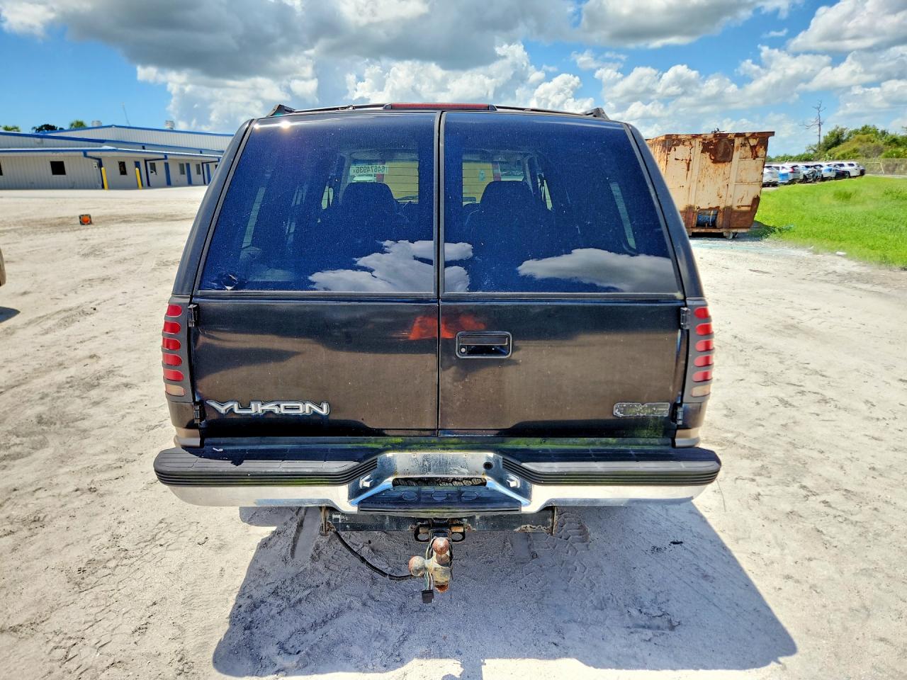 1998 Gmc Yukon Black vin: 1GKEK13R2WJ719998