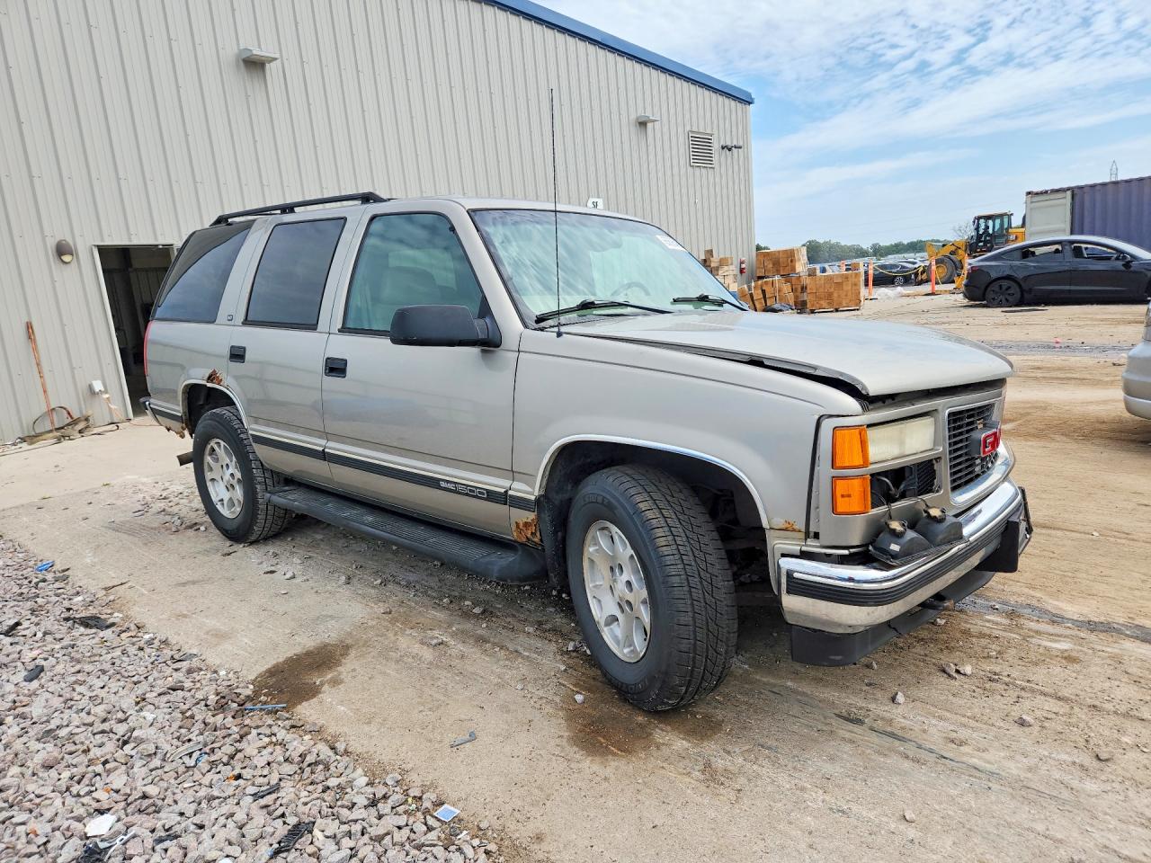 1999 Gmc Yukon Серебряный vin: 1GKEK13R2XJ701115