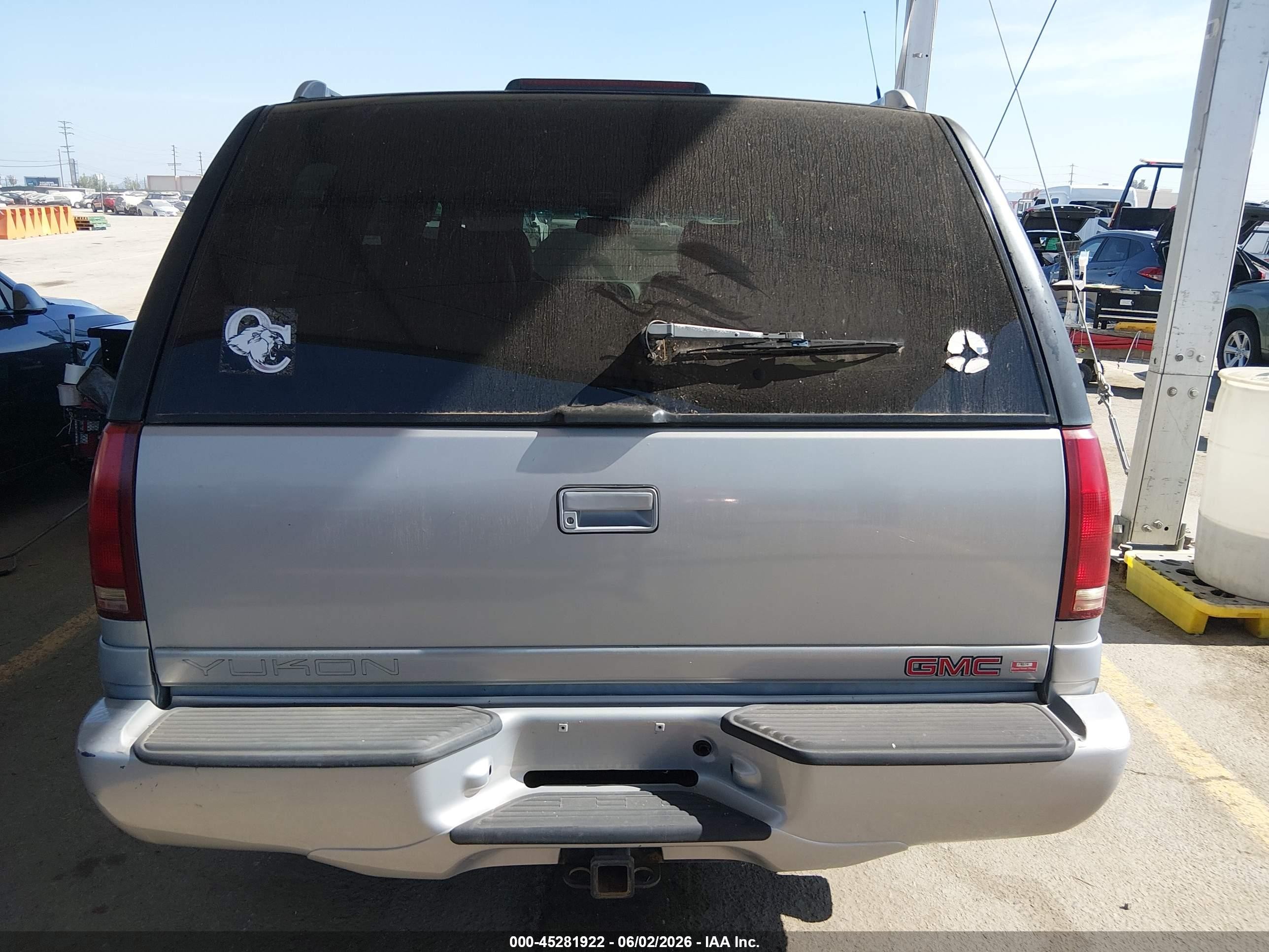 2000 Gmc Yukon Denali   Серебряный vin: 1GKEK13R2YR116795