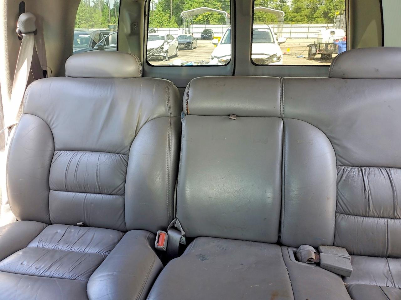 1999 Gmc Yukon Brown vin: 1GKEK13R3XJ716089