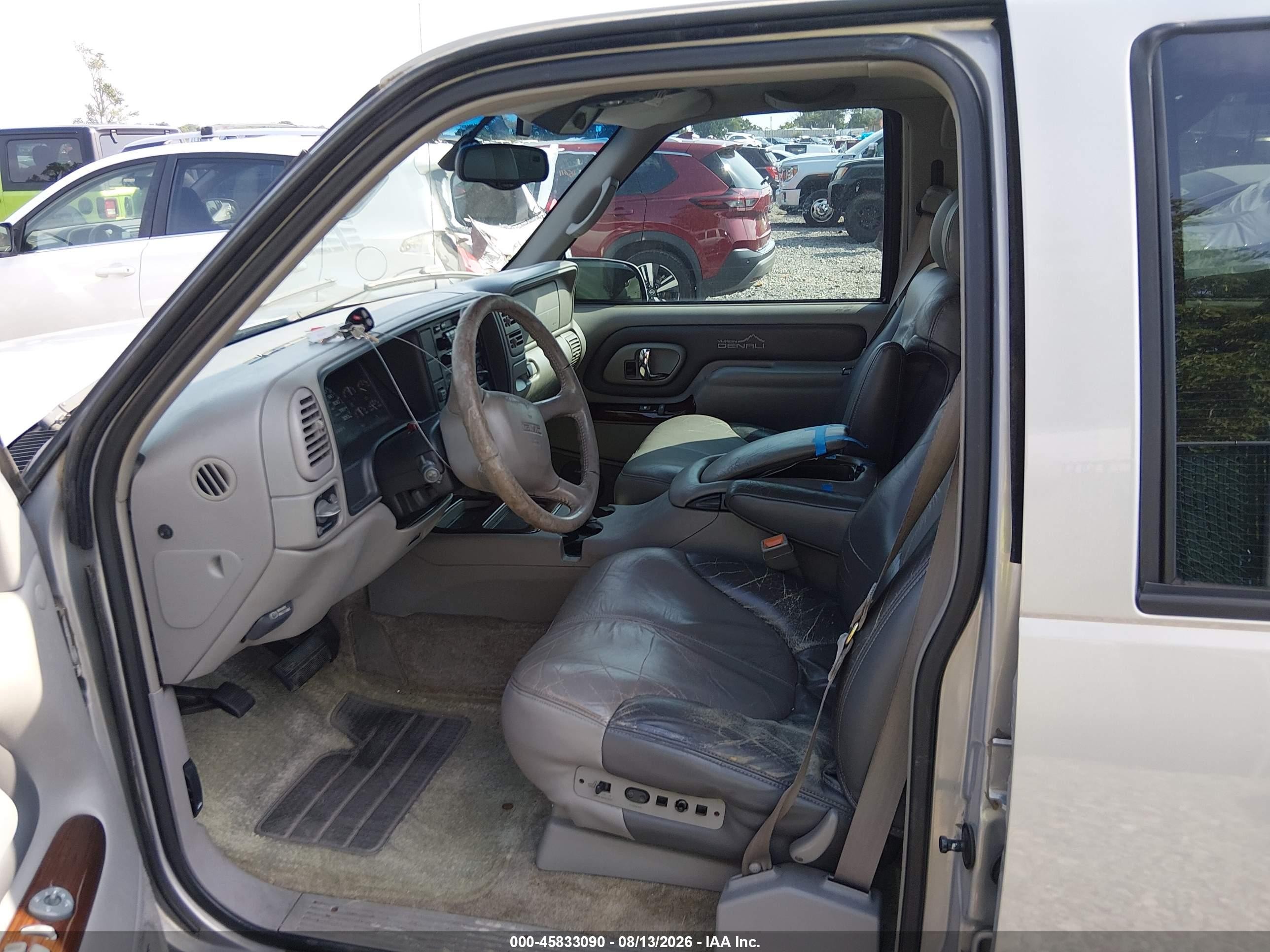 2000 Gmc Yukon Denali   Серебряный vin: 1GKEK13R6YR118064