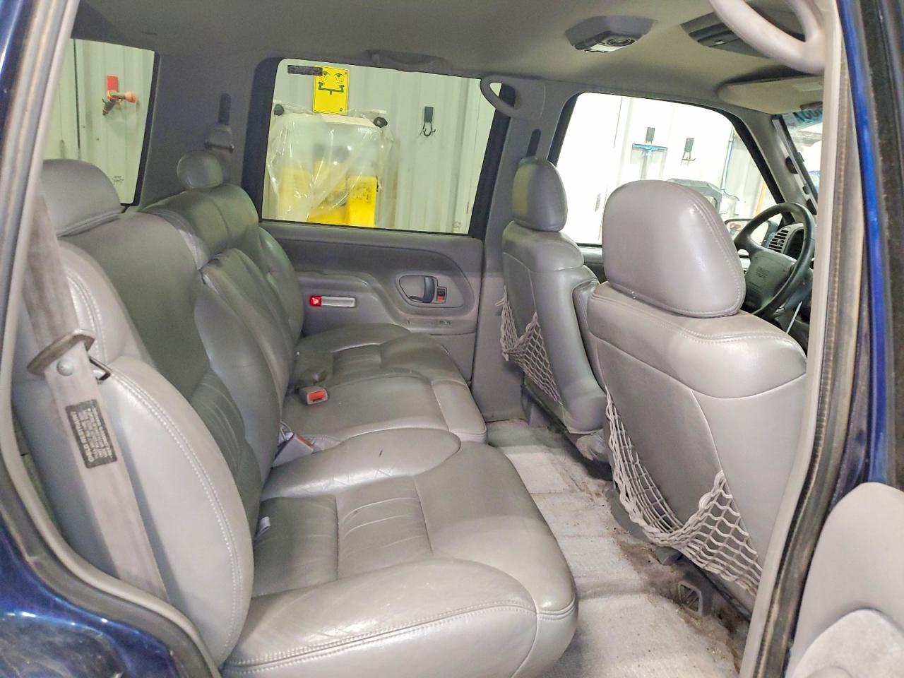 1997 Gmc Yukon Blue vin: 1GKEK13R7VJ742367