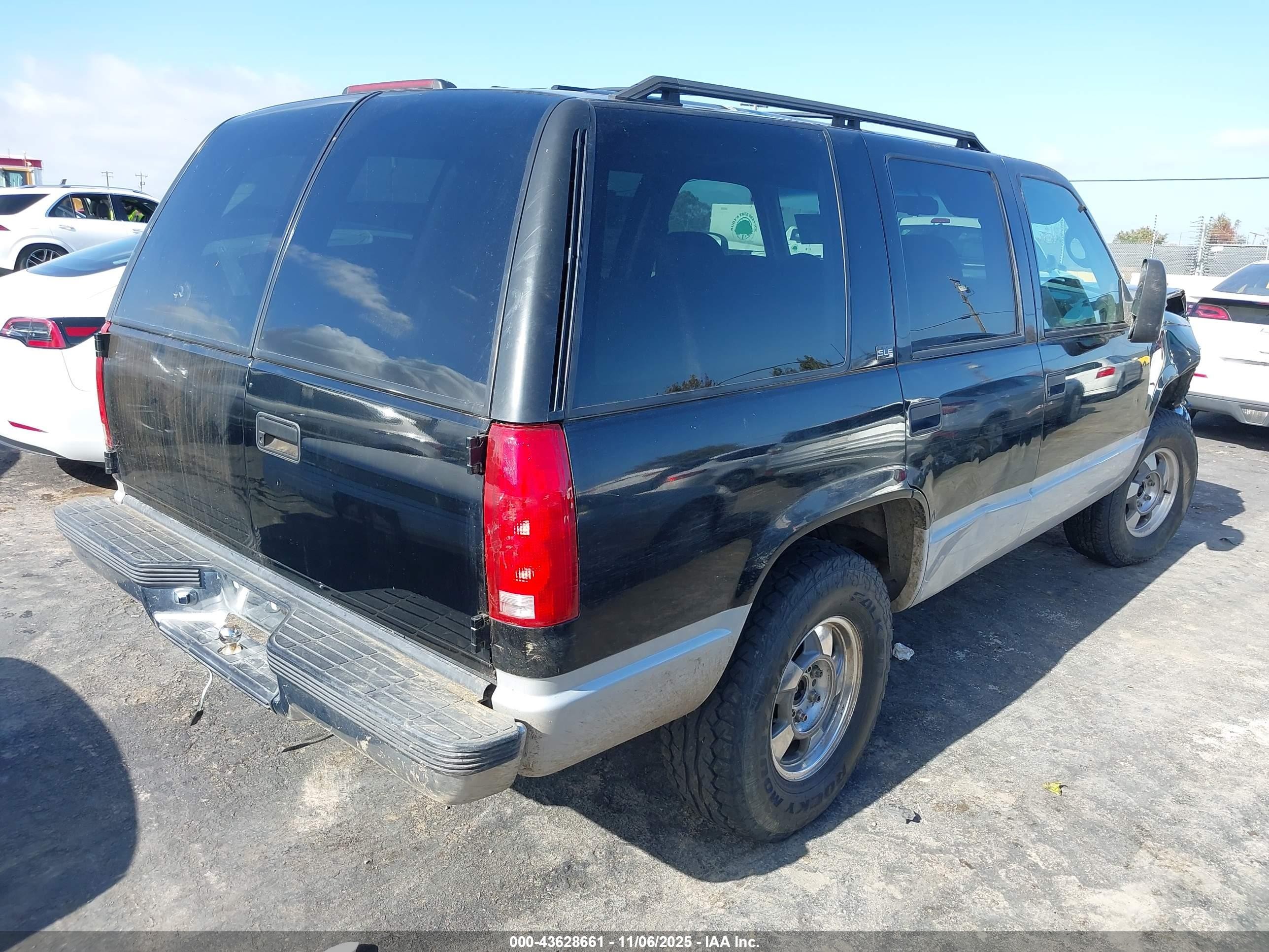 1996 Gmc Yukon   Black vin: 1GKEK13R8TJ749874