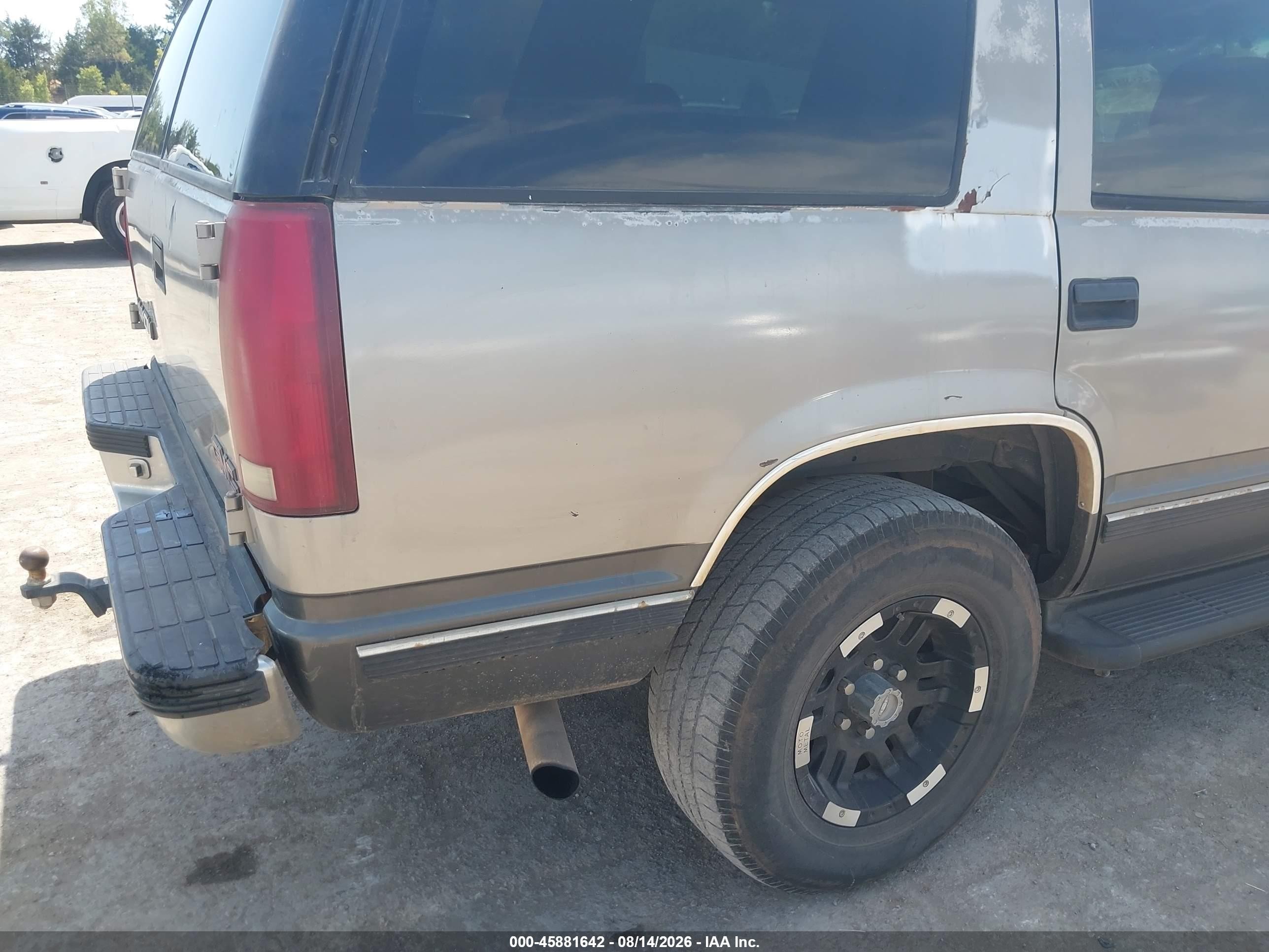 1999 Gmc Yukon Sle Gray vin: 1GKEK13R9XJ791976