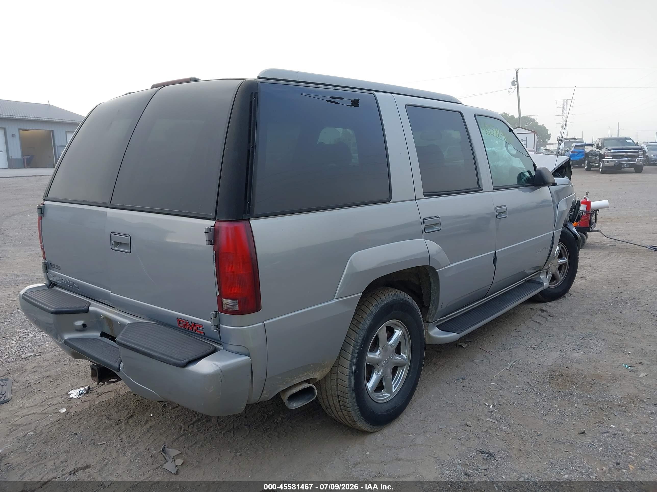2000 Gmc Yukon Denali   Silver vin: 1GKEK13RXYR134705