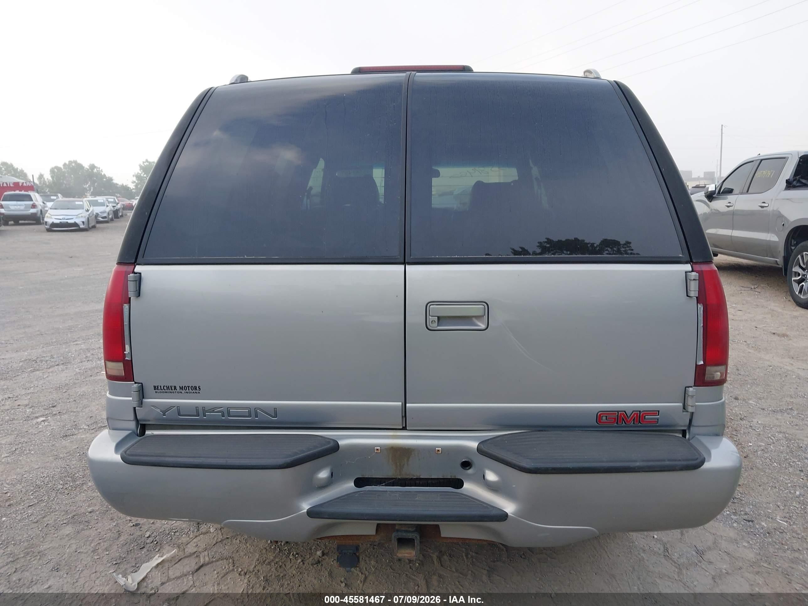 2000 Gmc Yukon Denali   Silver vin: 1GKEK13RXYR134705