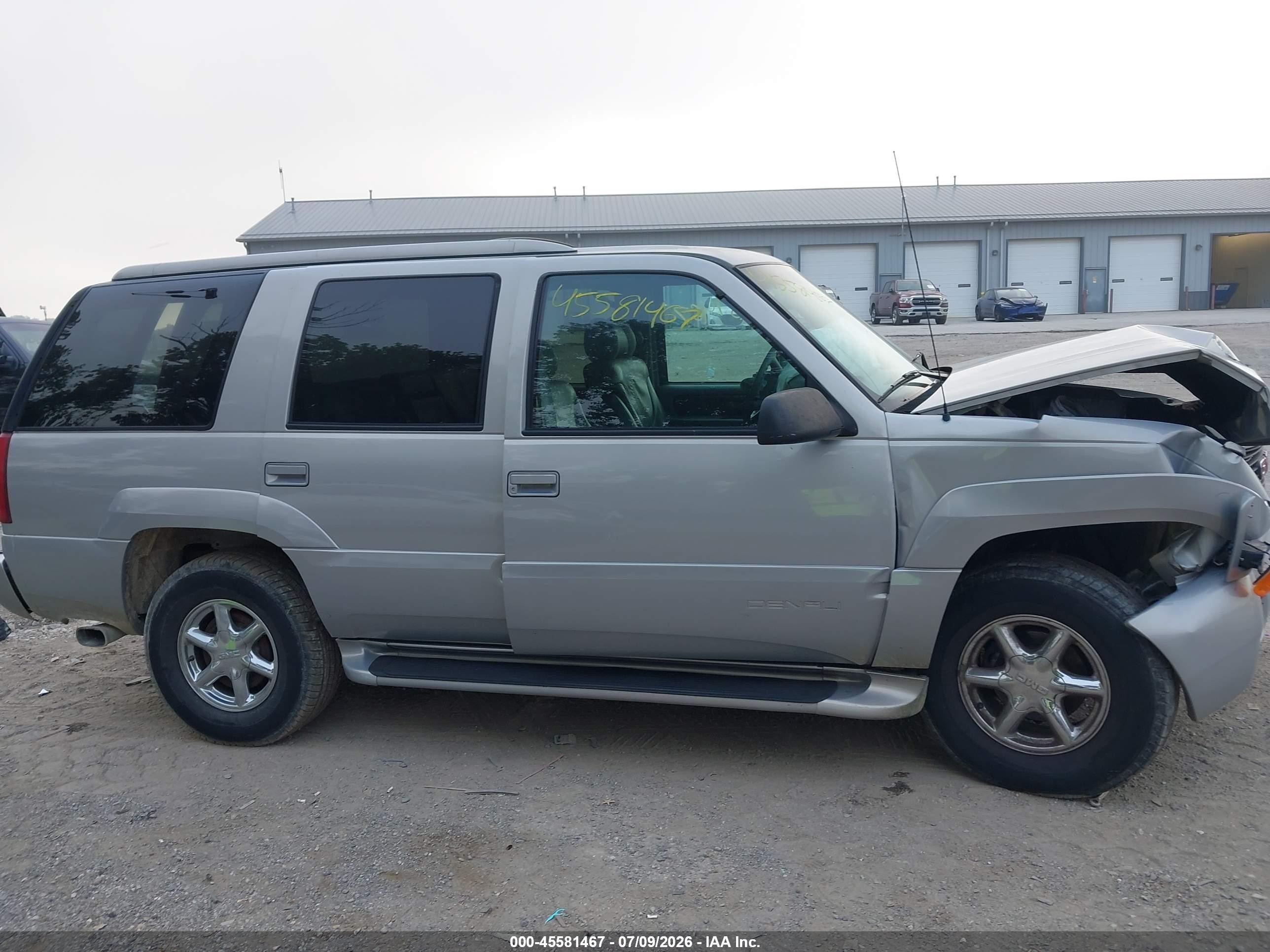 2000 Gmc Yukon Denali   Silver vin: 1GKEK13RXYR134705